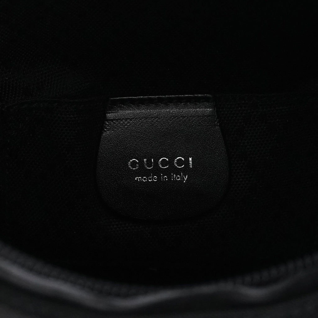 000 0601 Black Canvas Shoulder Bag