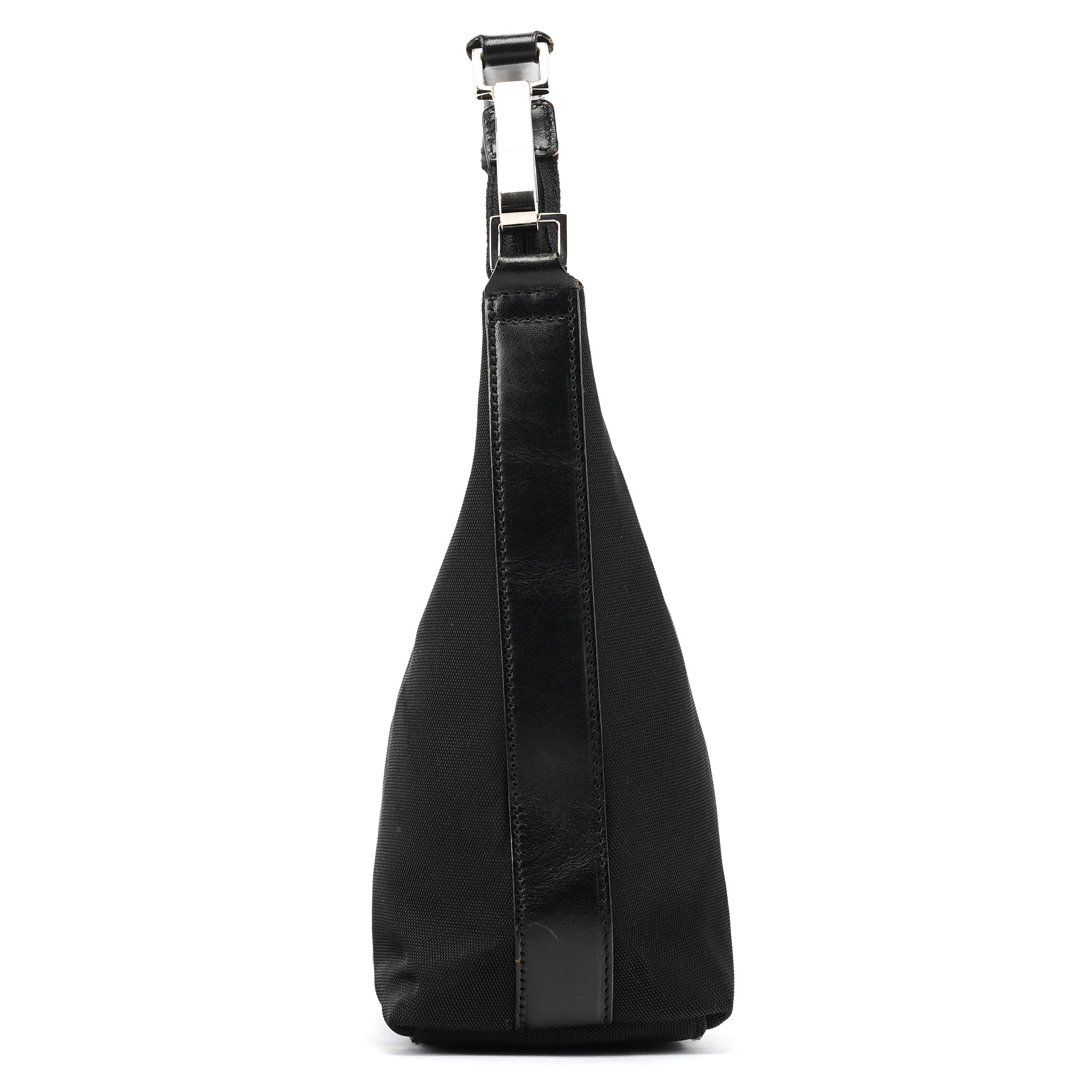 000 0601 Black Nylon Leather Hobo Bag