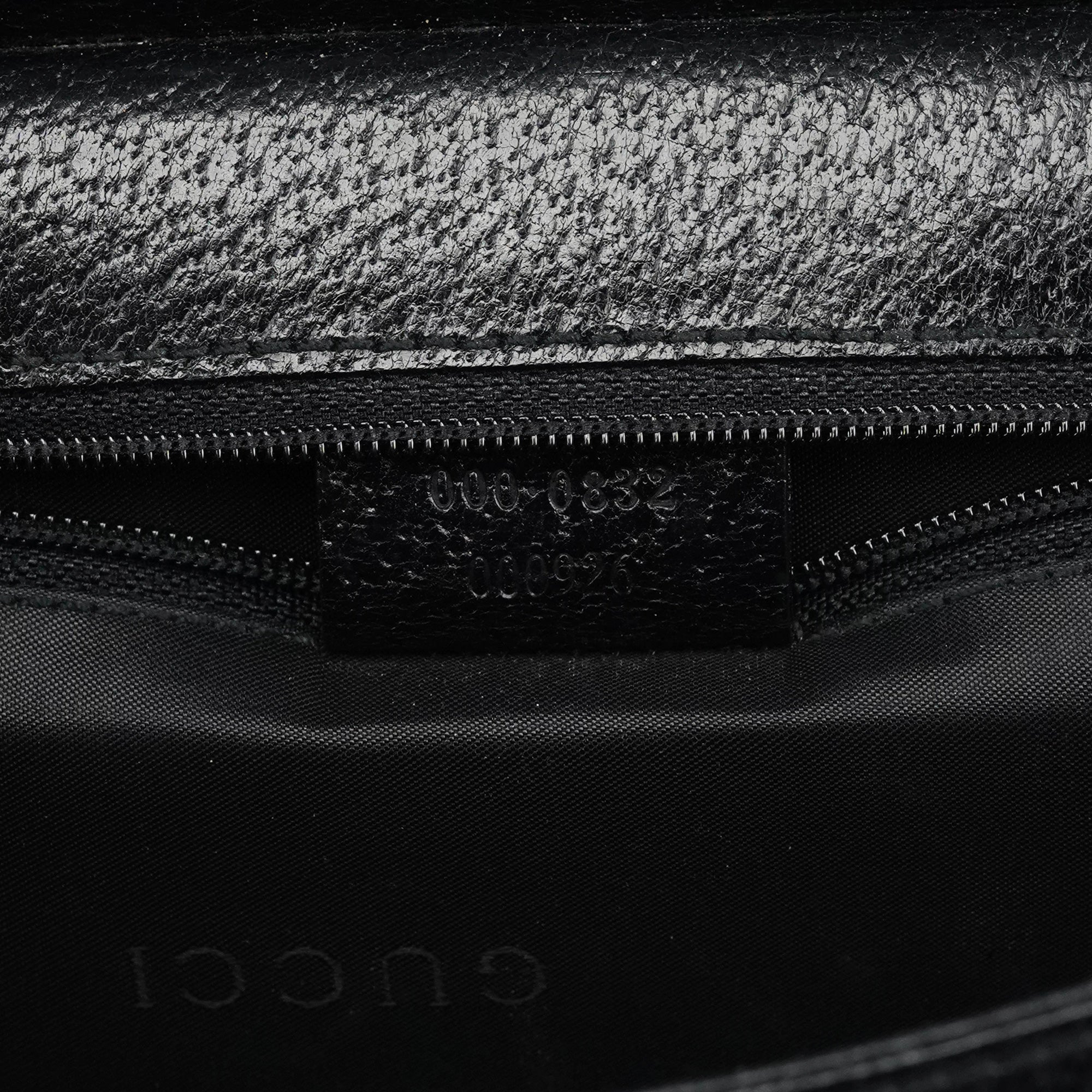 000 0832 Black Leather Top Handle Bag
