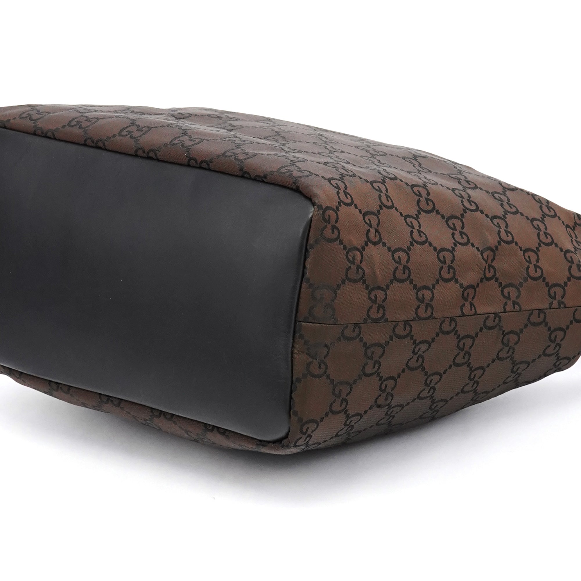 000 0833 Brown GG Bamboo Shoulder Bag