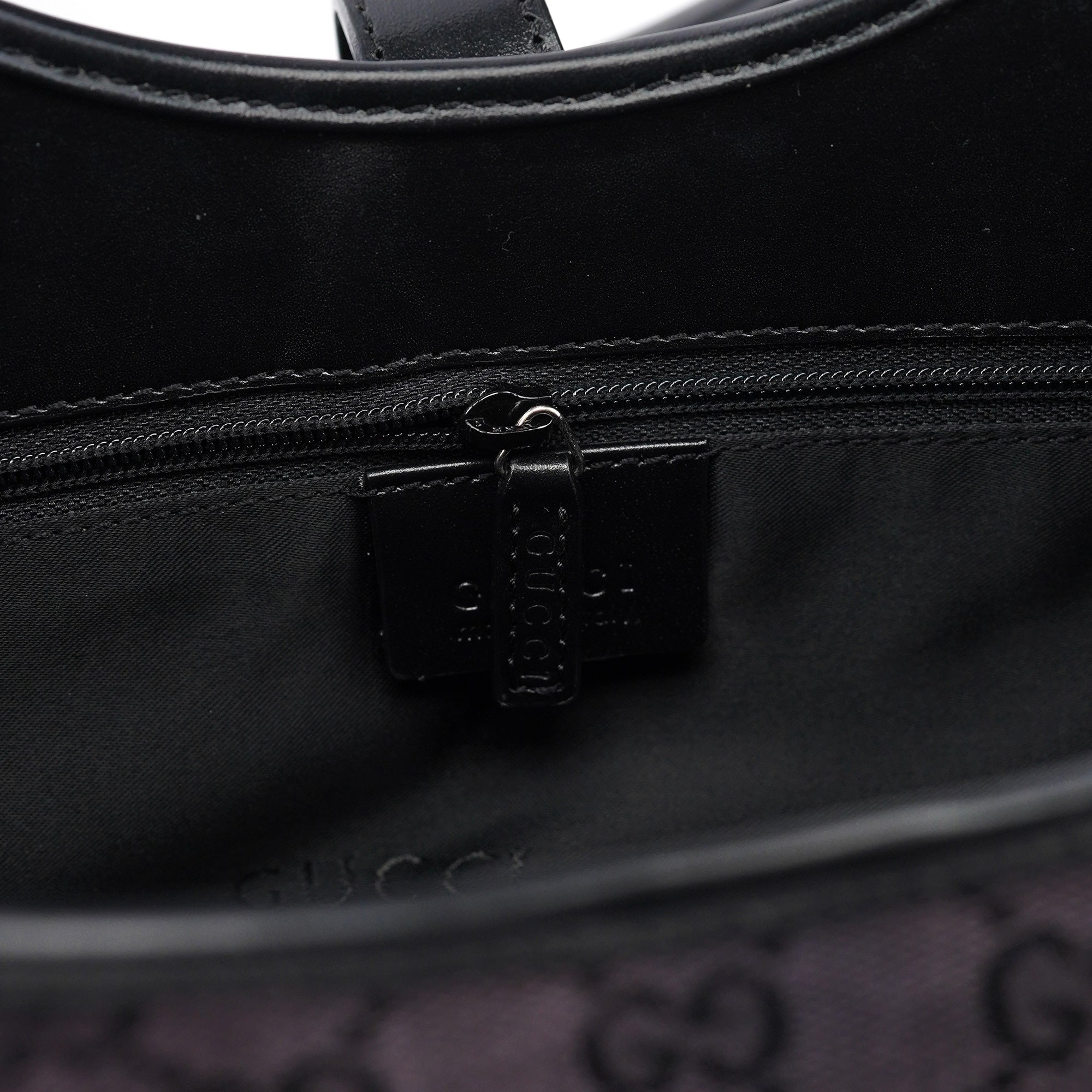 001 1067 Black GG Jackie Shoulder Bag