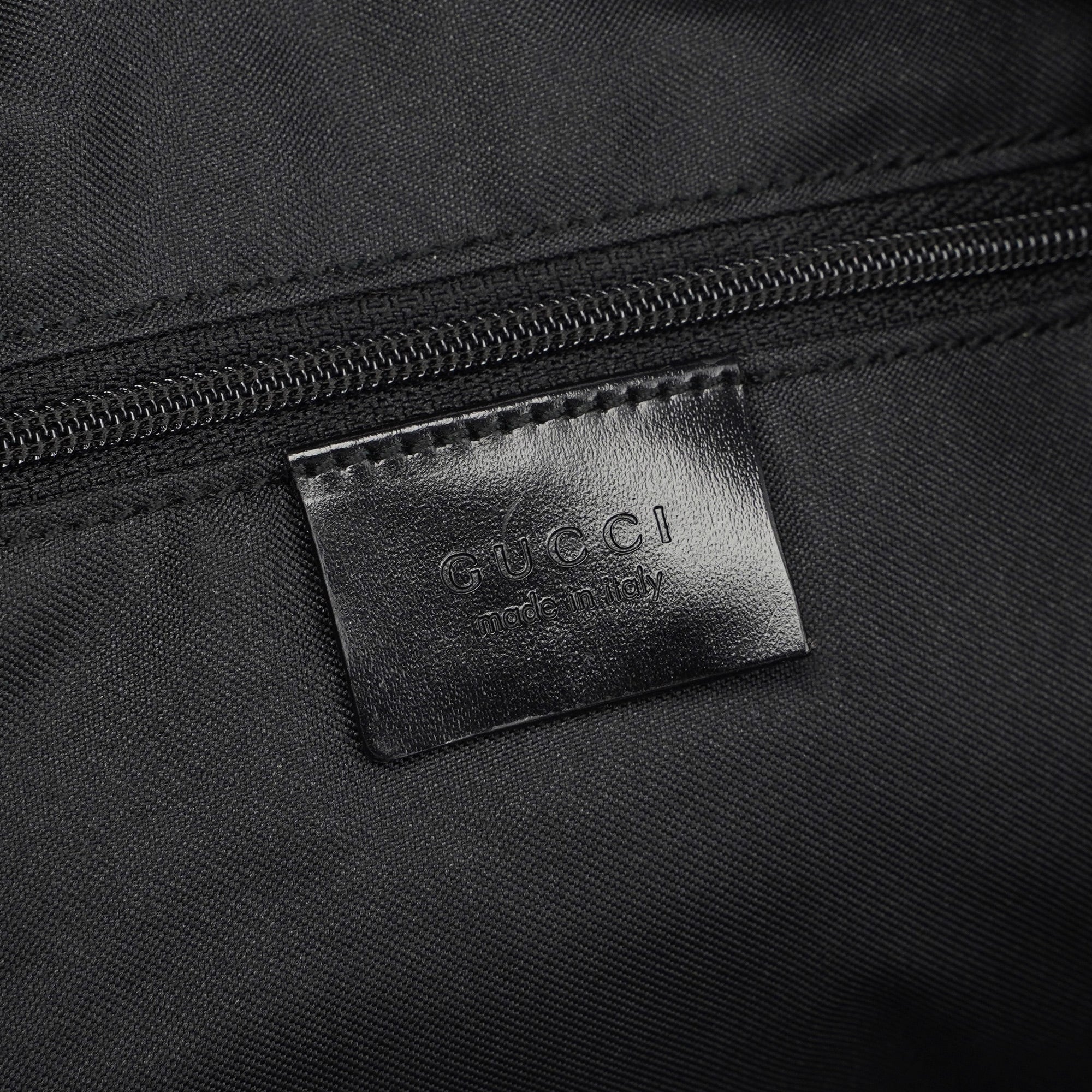 001 1206 Black Suede GG Shoulder Bag