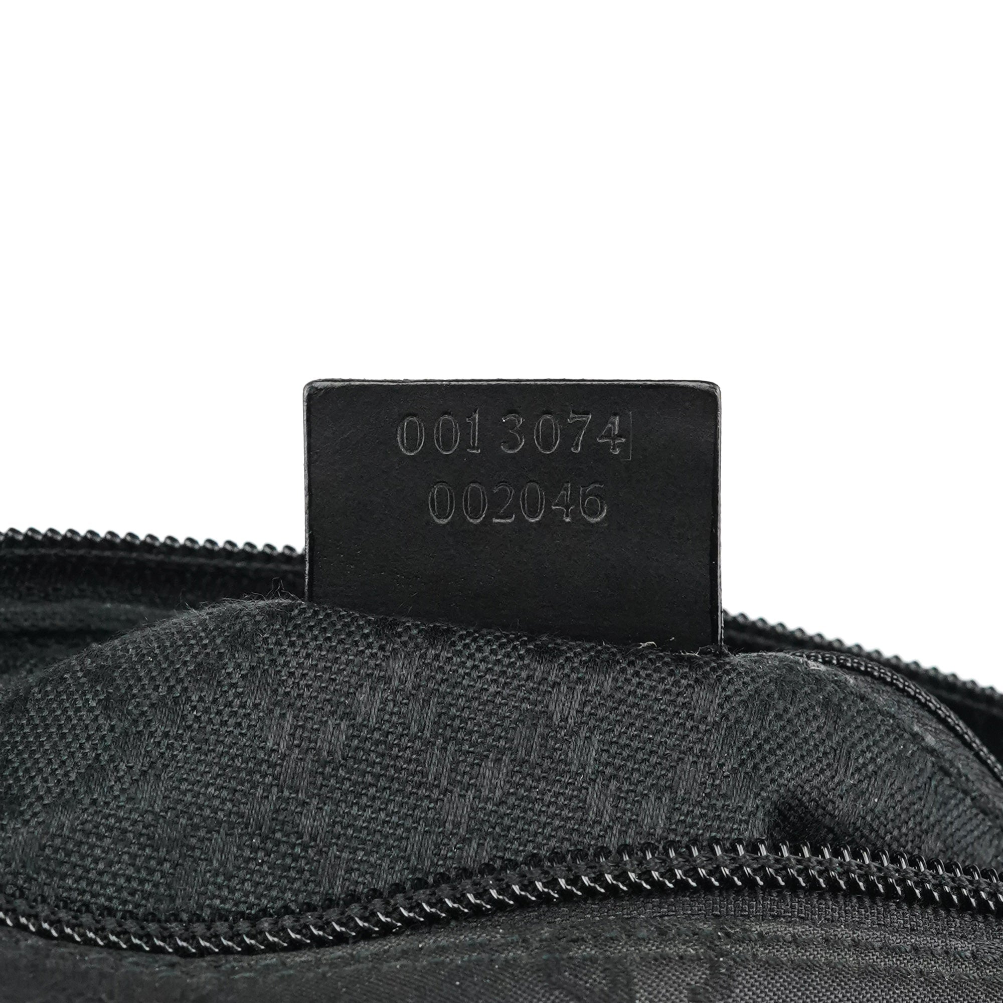 001 3074 Black GG Nylon Tote Bag