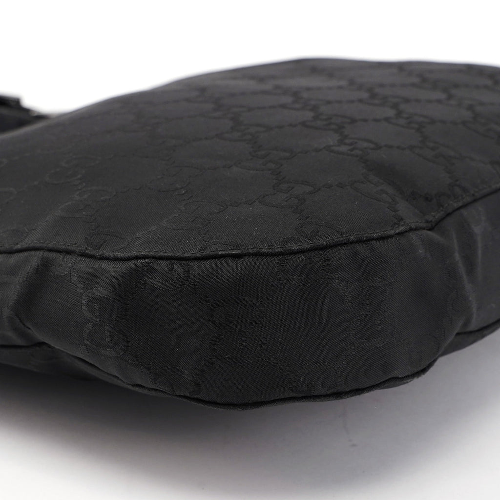 001 3166 Black GG Shoulder Bag
