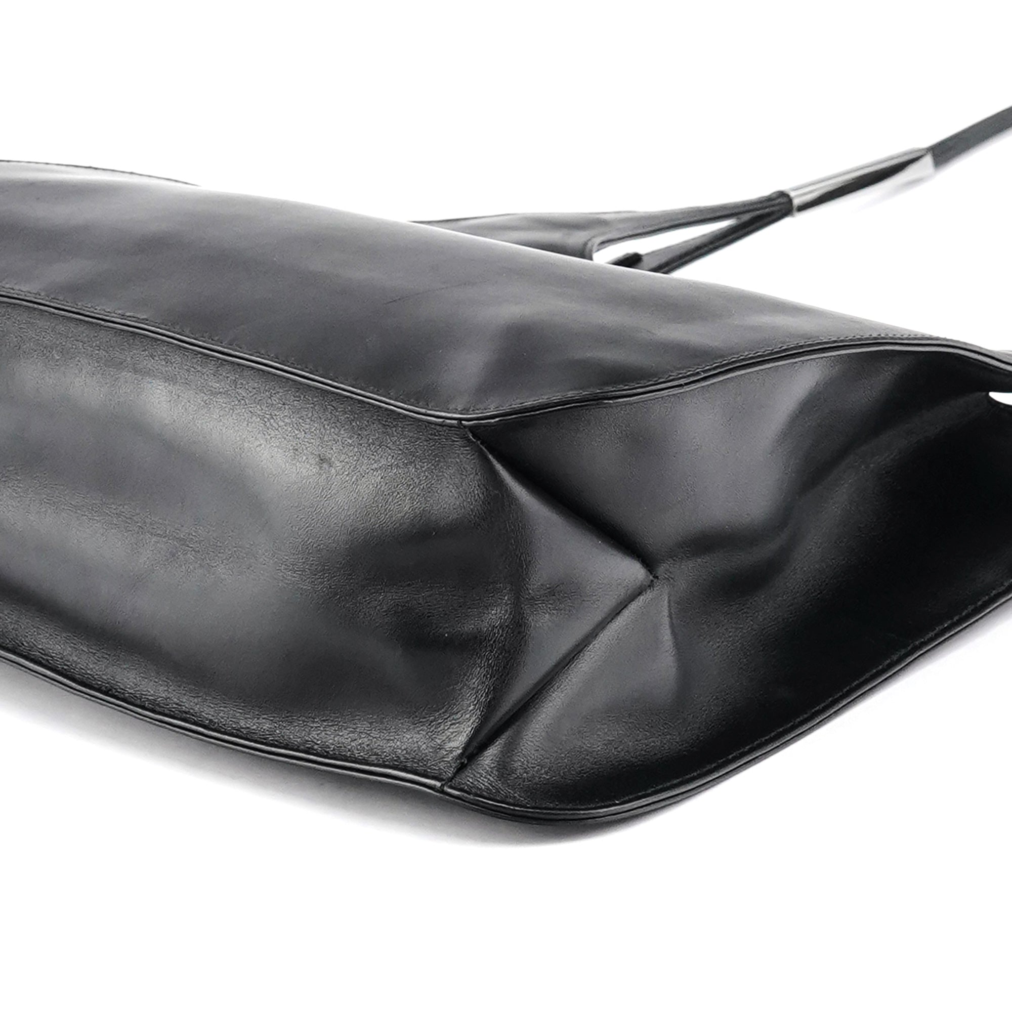 001 3167 Black Calfskin Hobo Shouler Bag