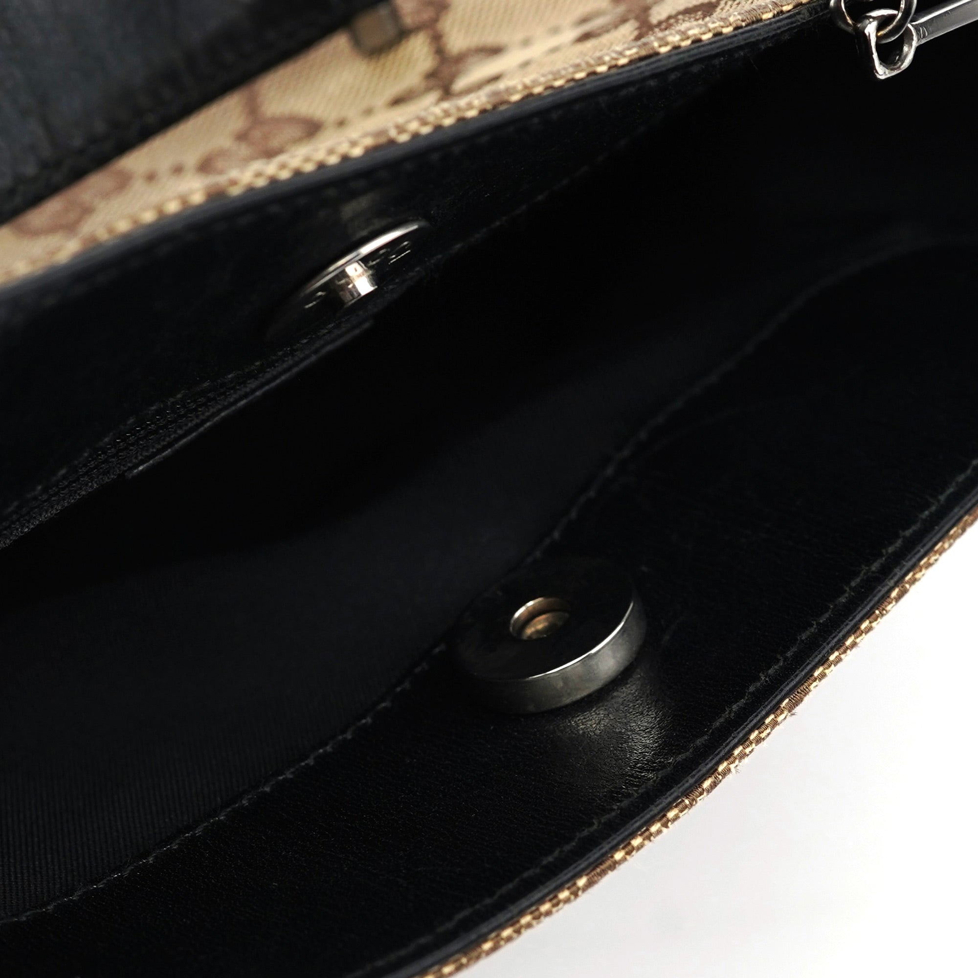 001 3181 Beige GG Horsebit Shoulder Bag