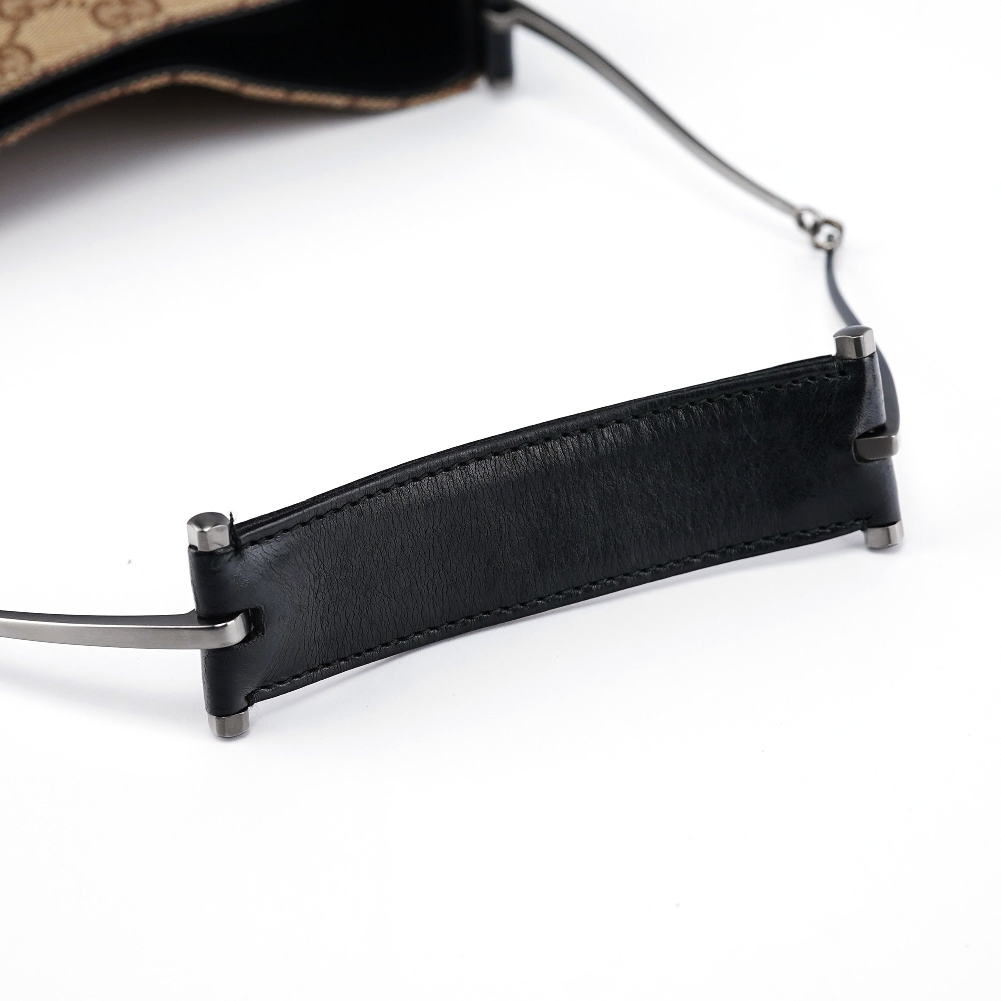 001 3181 Beige GG Horsebit Shoulder Bag