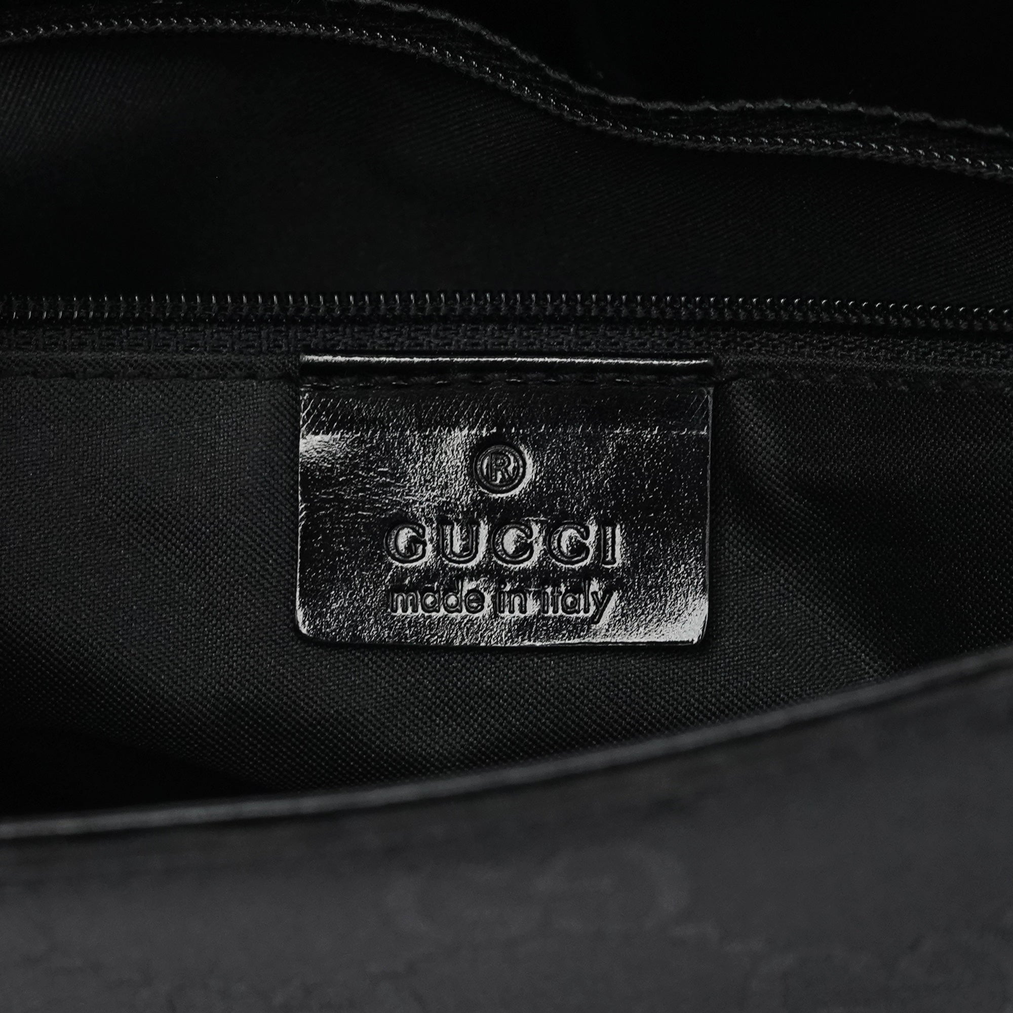 001 3195 Black GG Flap Shoulder Bag