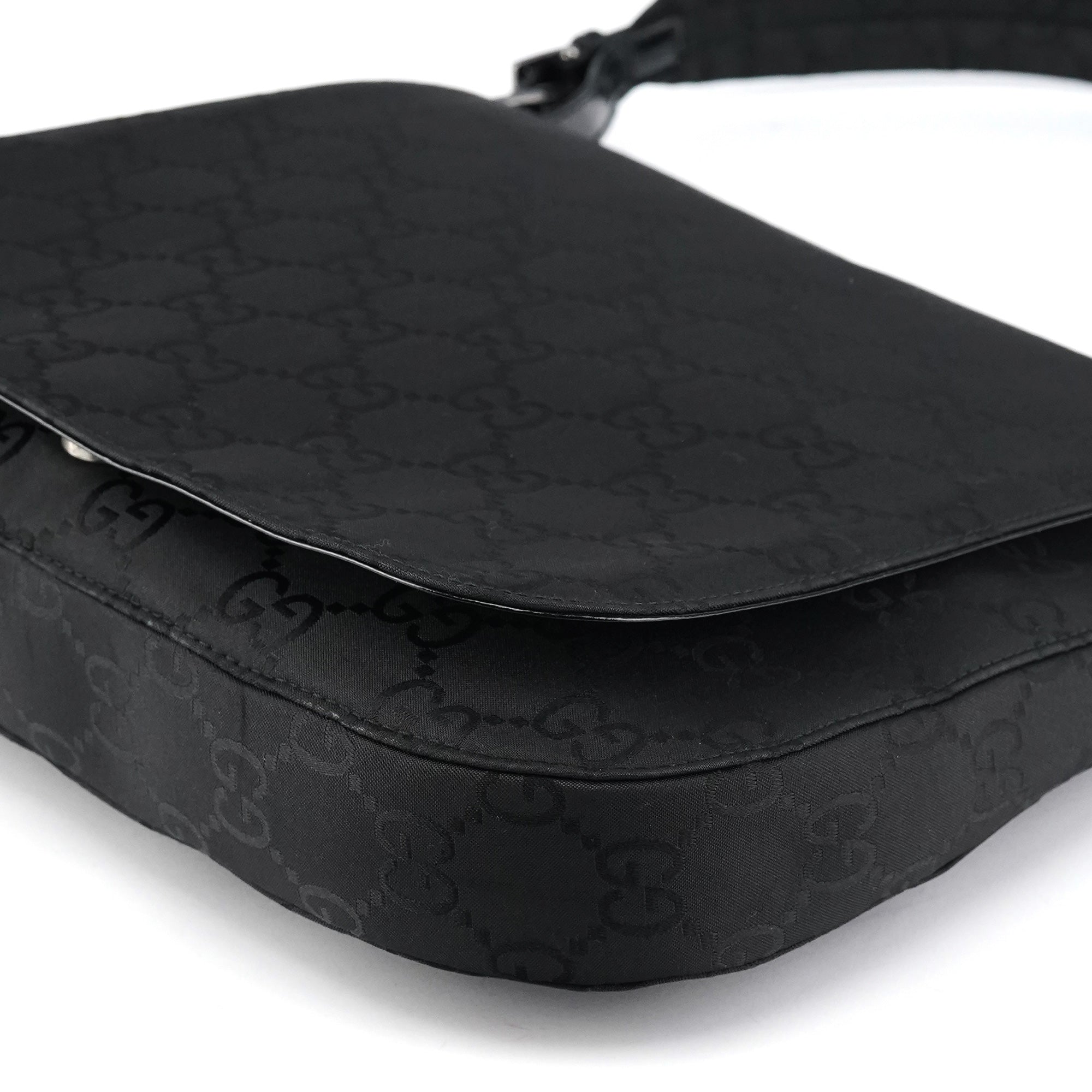 001 3195 Black GG Flap Shoulder Bag