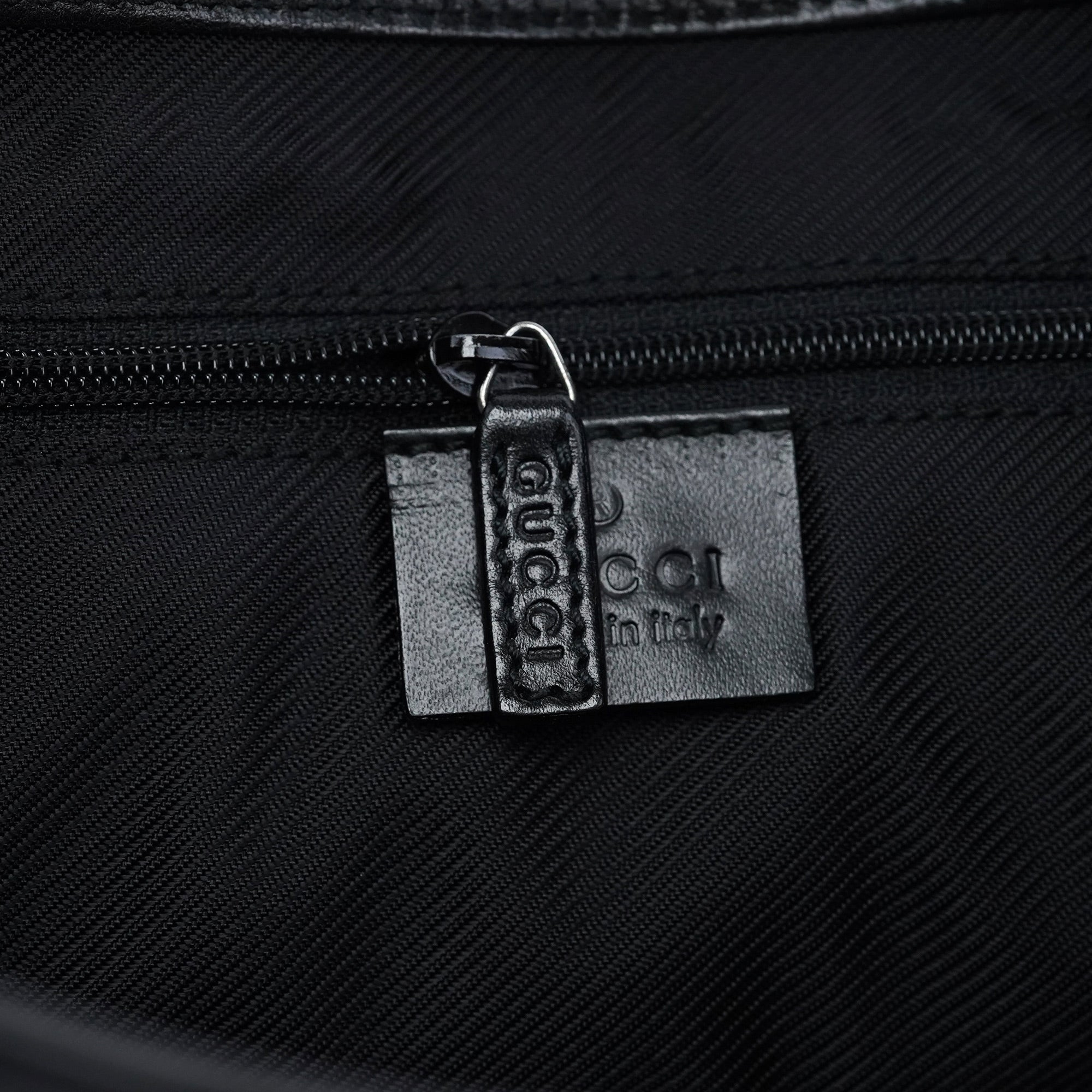 001 3306 Black GG Jackie Shoulder Bag