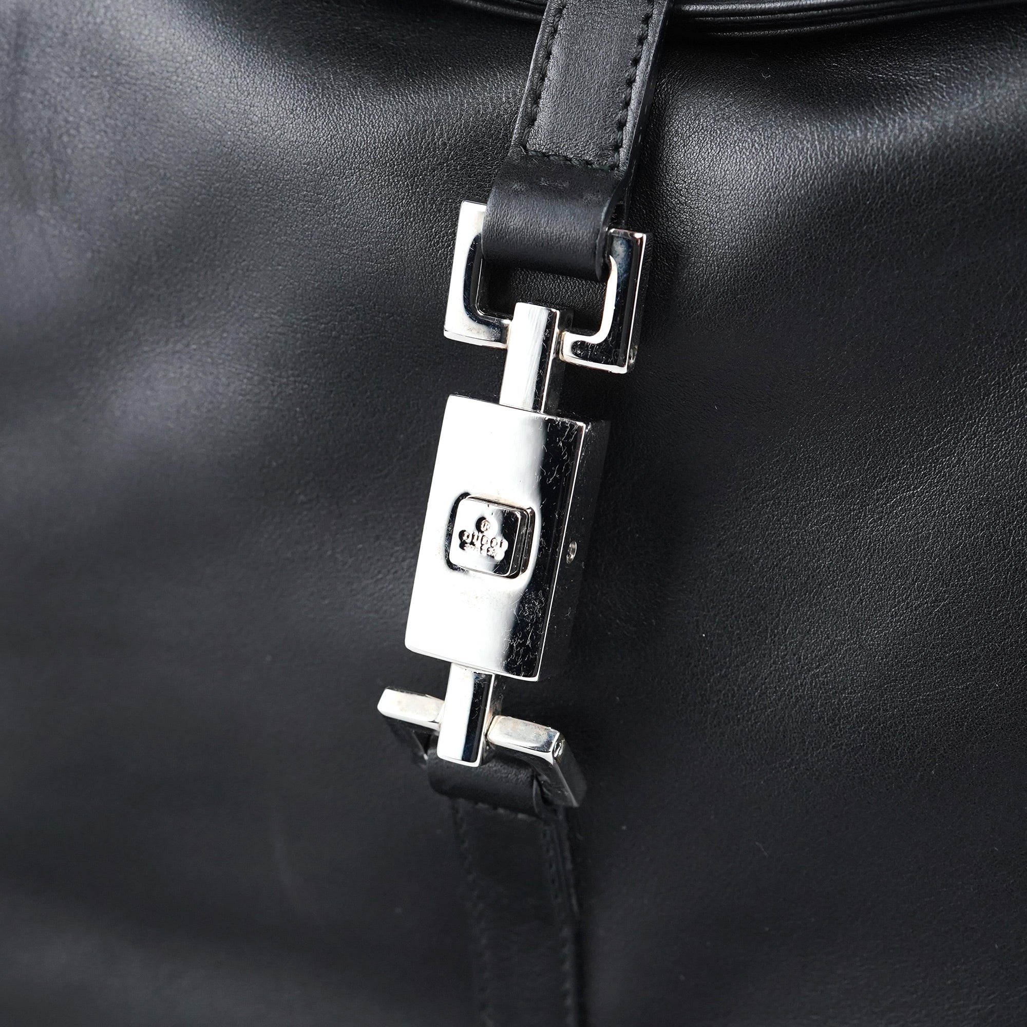 001 3355 Black Calfskin Jackie Shoulder Bag