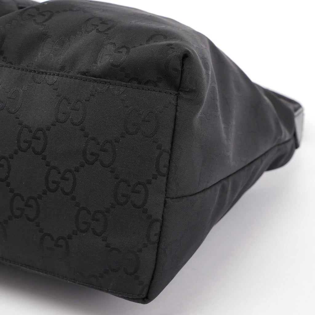 001 3380 Black GG Dual Pocket Shoulder Bag