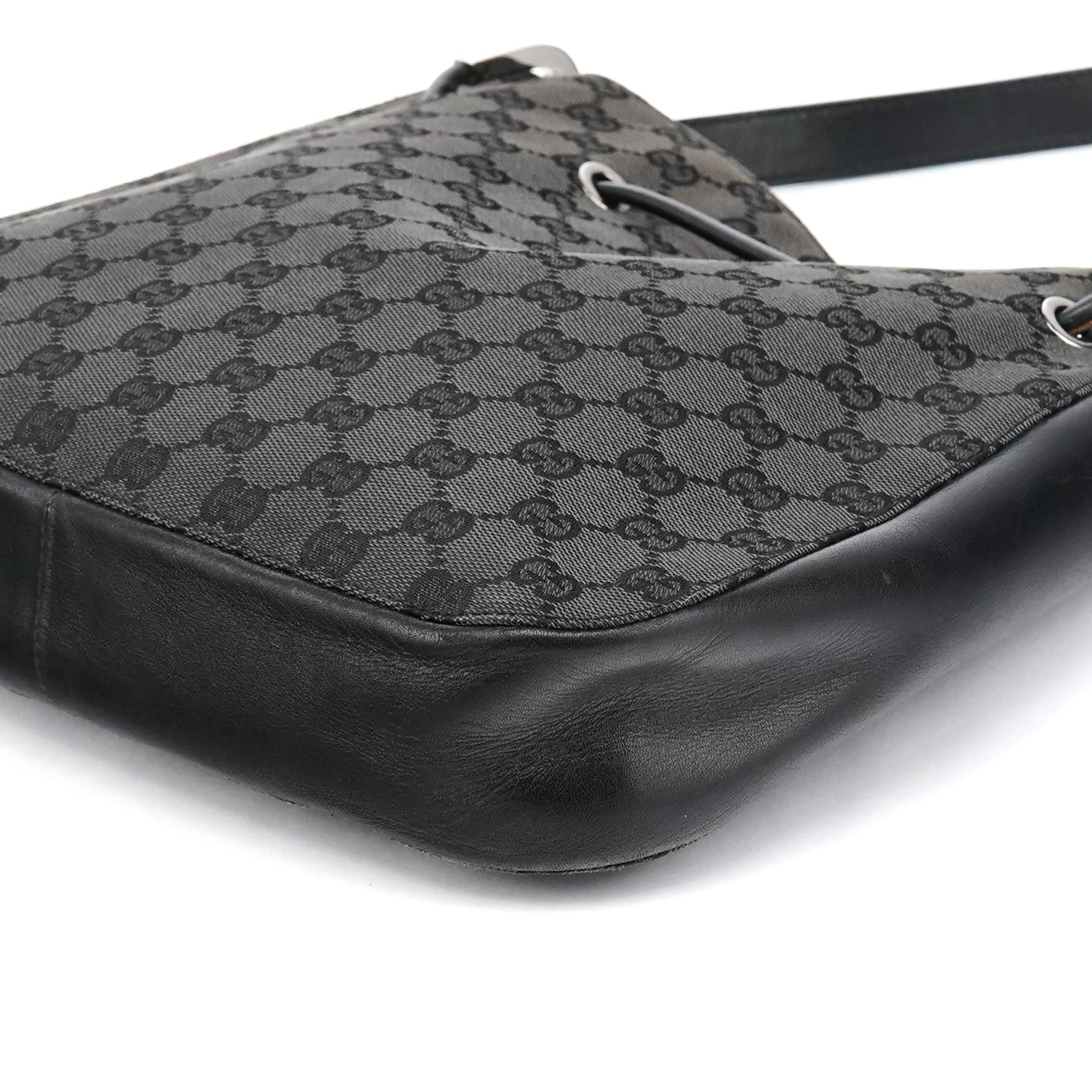 001 3748 Black GG Drawstring Shoulder Bag