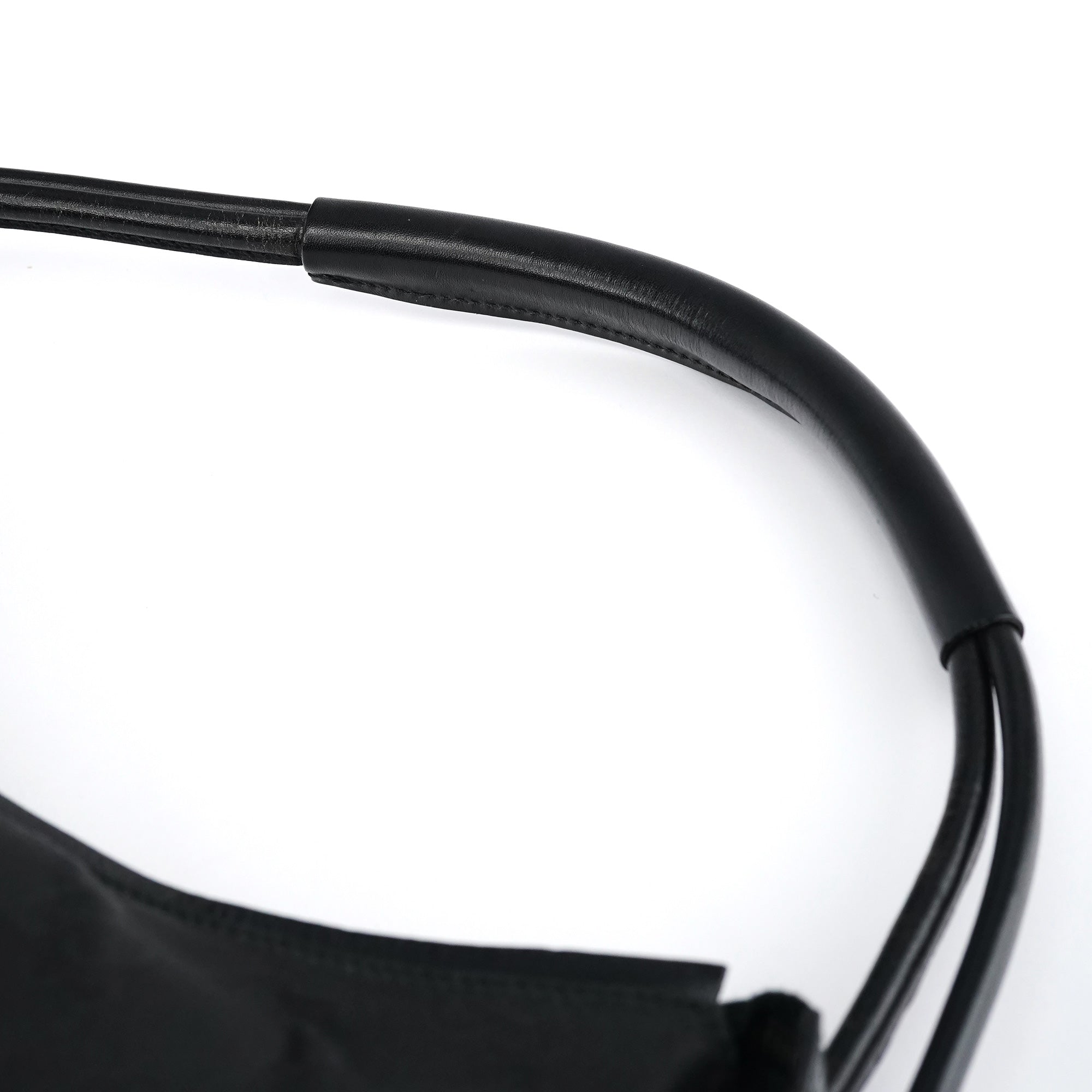 001 3766 Black GG Leather Shoulder Bag