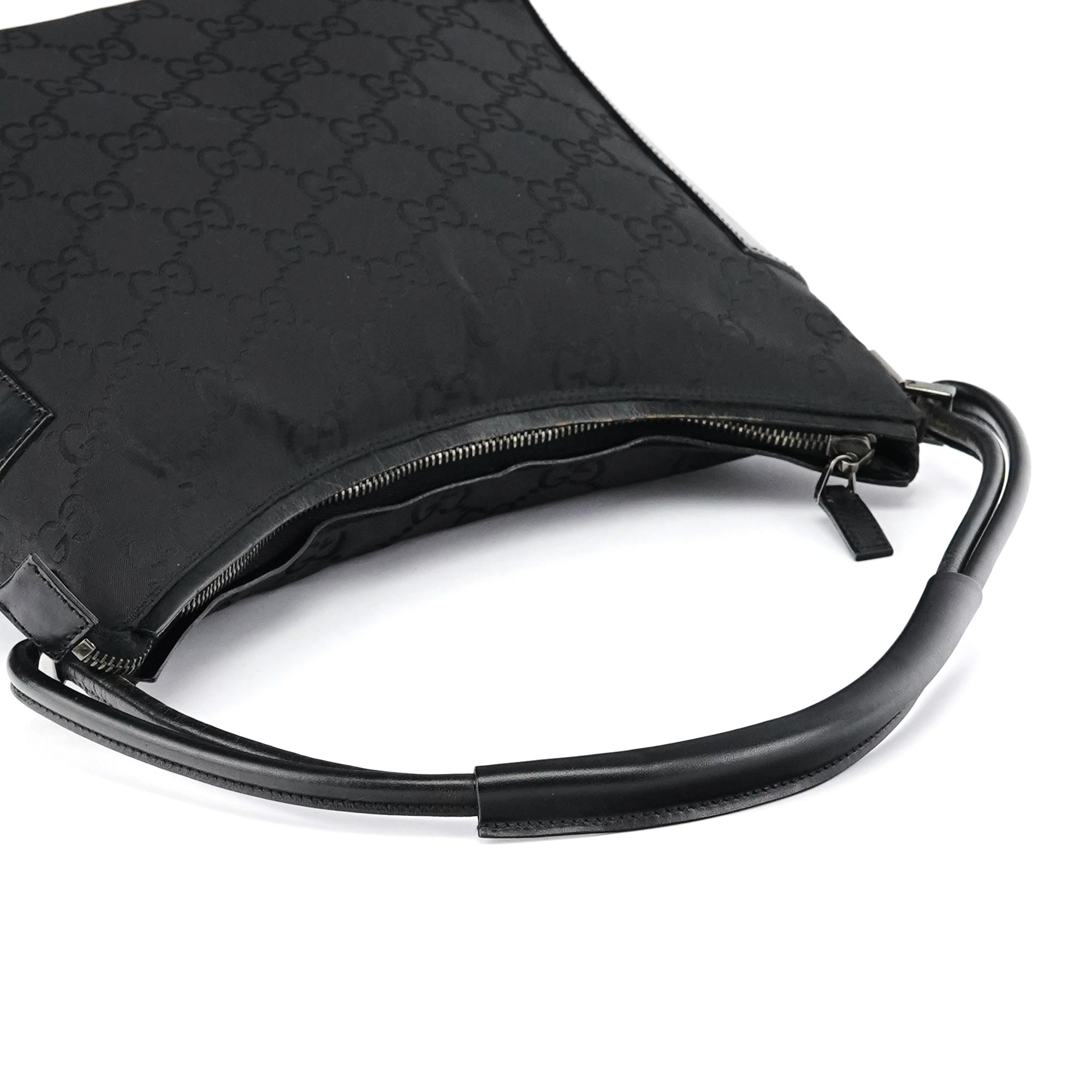 001 3766 Black GG Leather Shoulder Bag