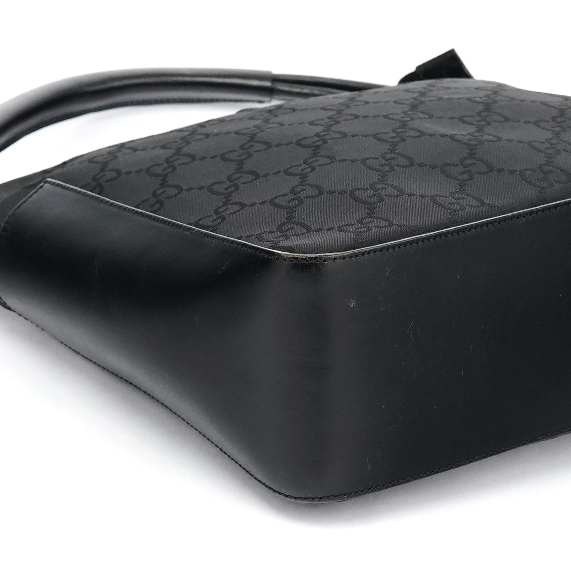 001 3766 Black GG Leather Shoulder Bag