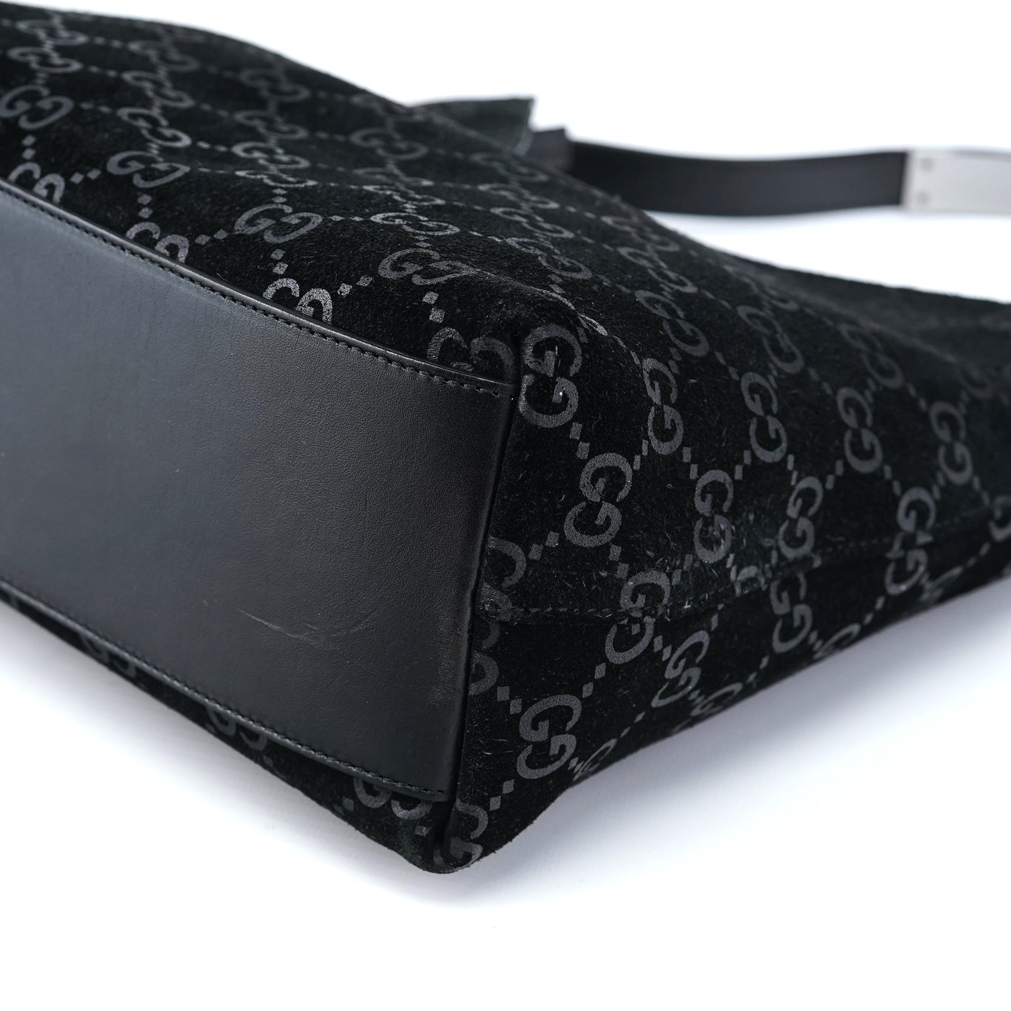 001 3778 Black Suede GG Shoulder Bag