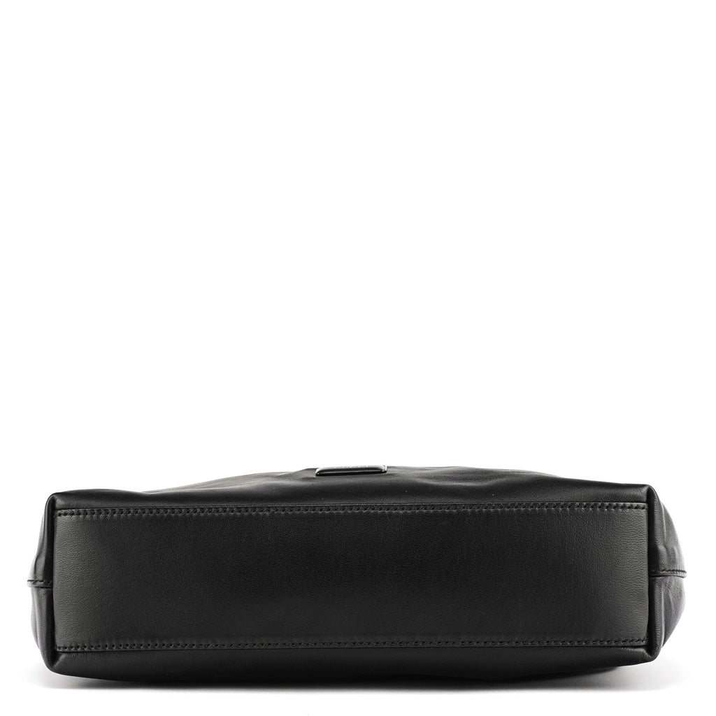 001 3789 Black Calfskin Leather Pouch Bag