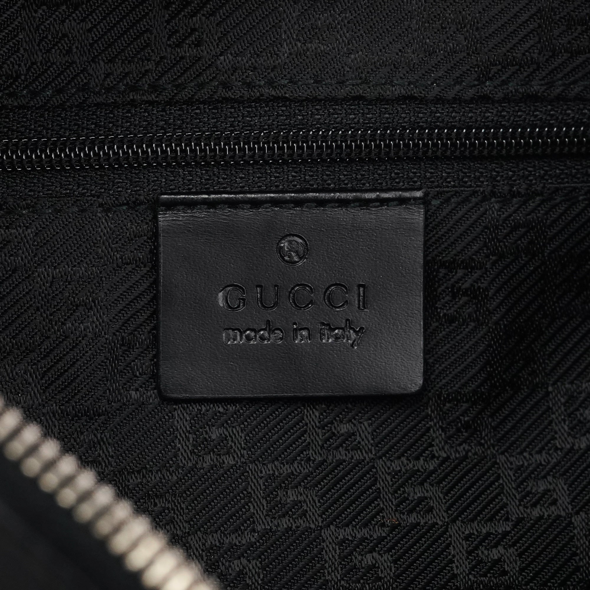 001 3812 Black Leather Shoulder Bag