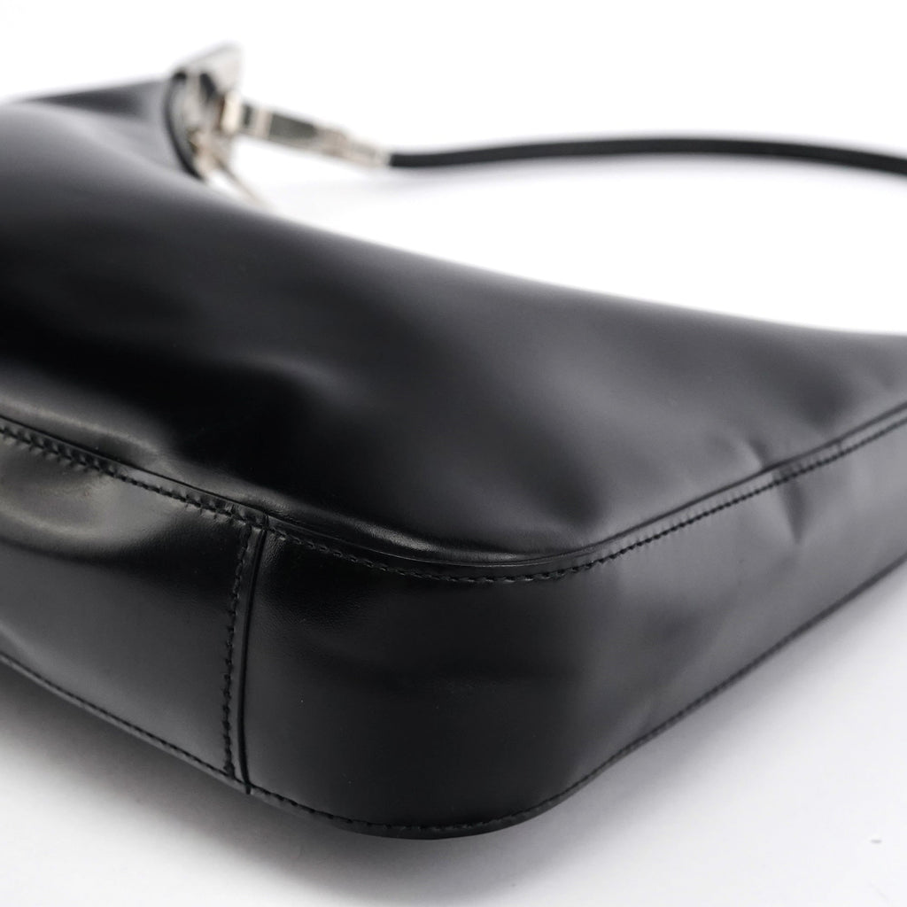 001 3812 Black Leather Shoulder Bag
