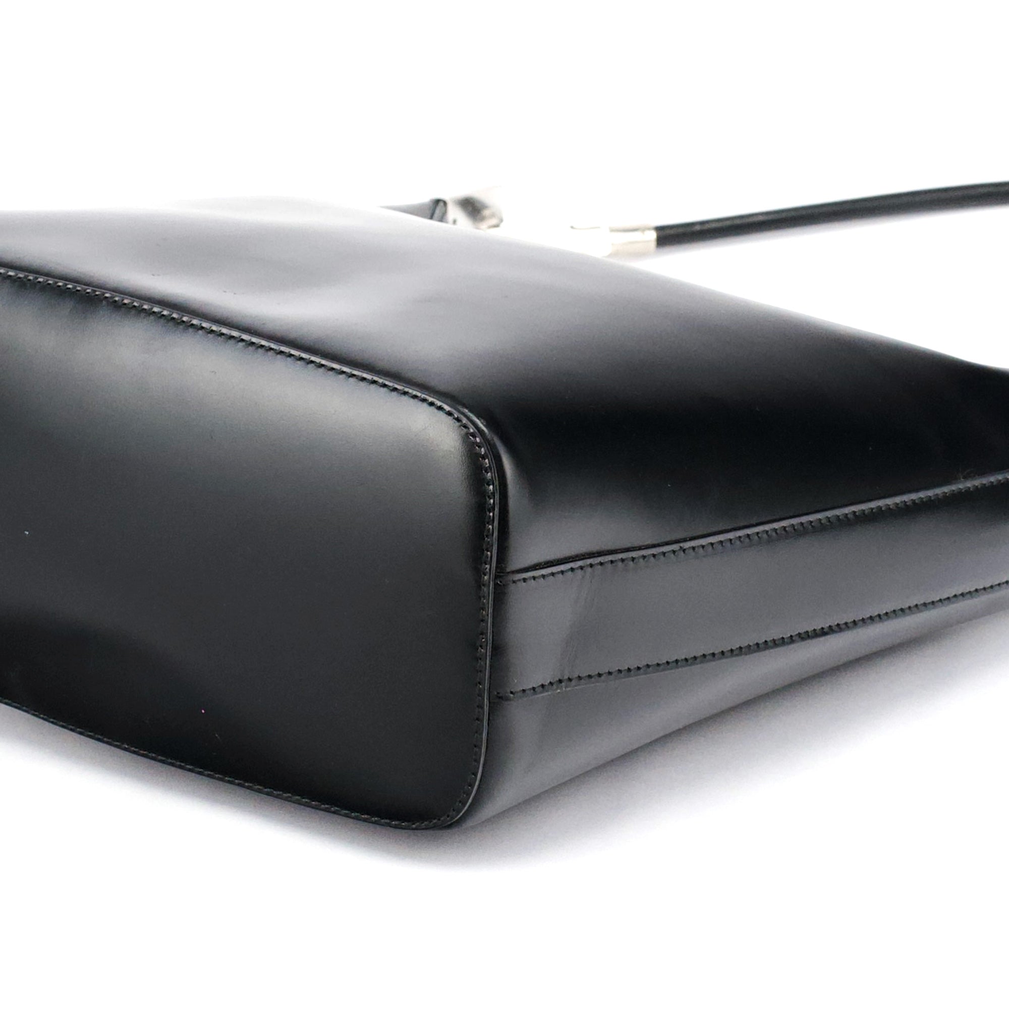 001 3814 Black Leather Hobo Shoulder Bag