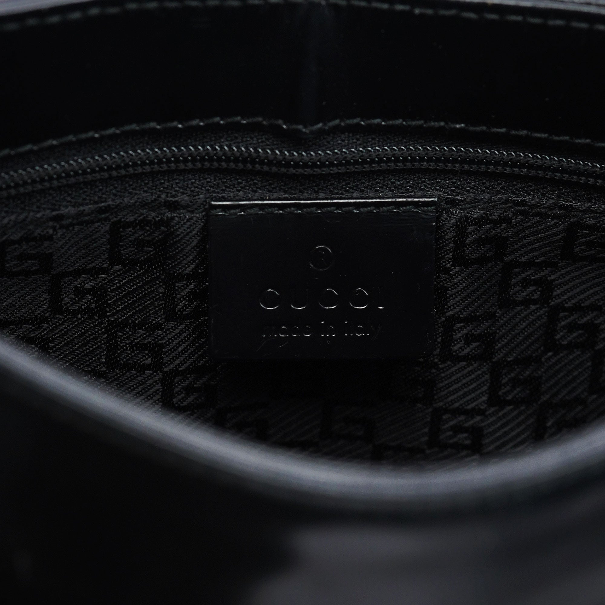 001 4150 Black Patent Leather Jackie Shoulder Bag