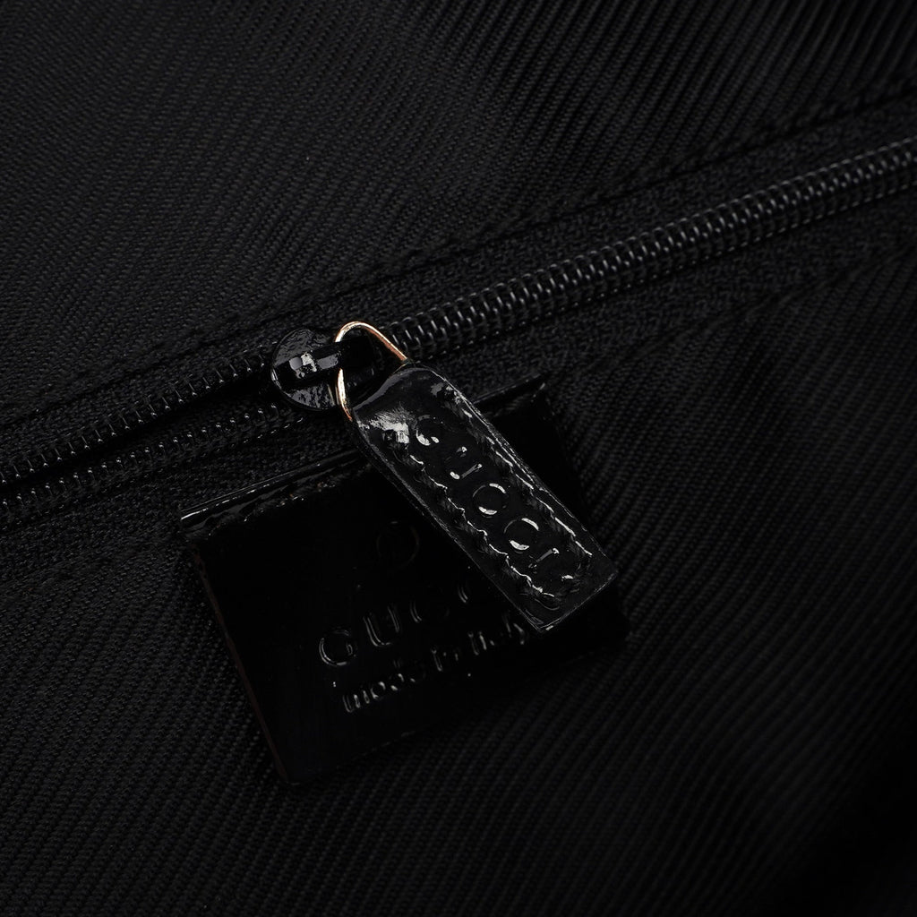 001 4157 Black GG Patent Shoulder Bag