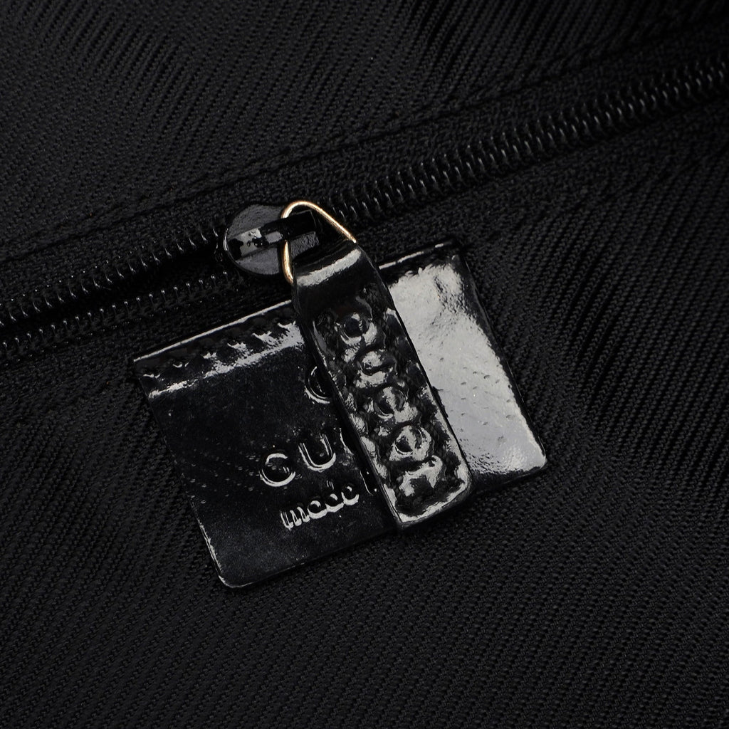 001 4157 Black GG Patent Shoulder Bag
