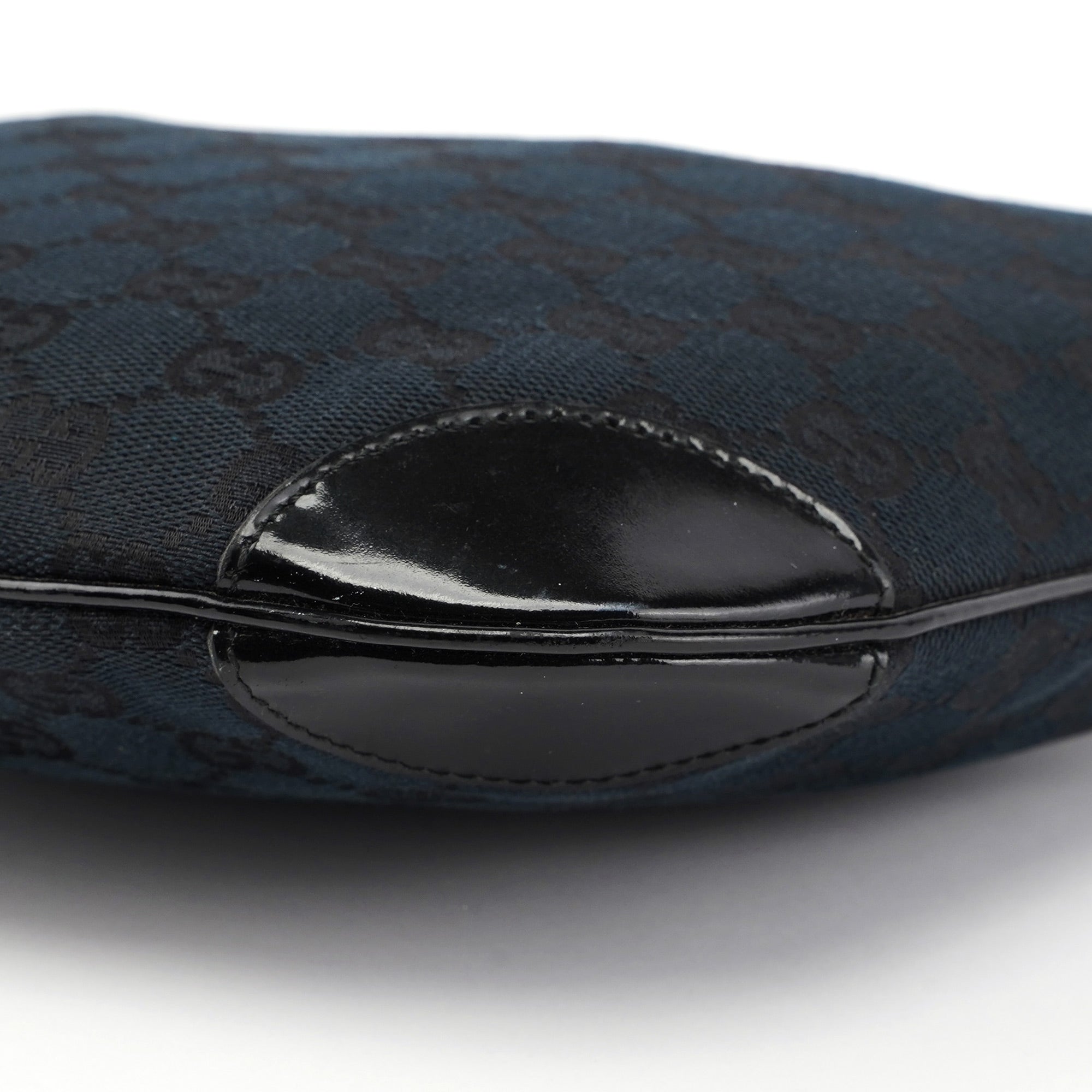 001 4158 Black GG Patent Shoulder Bag