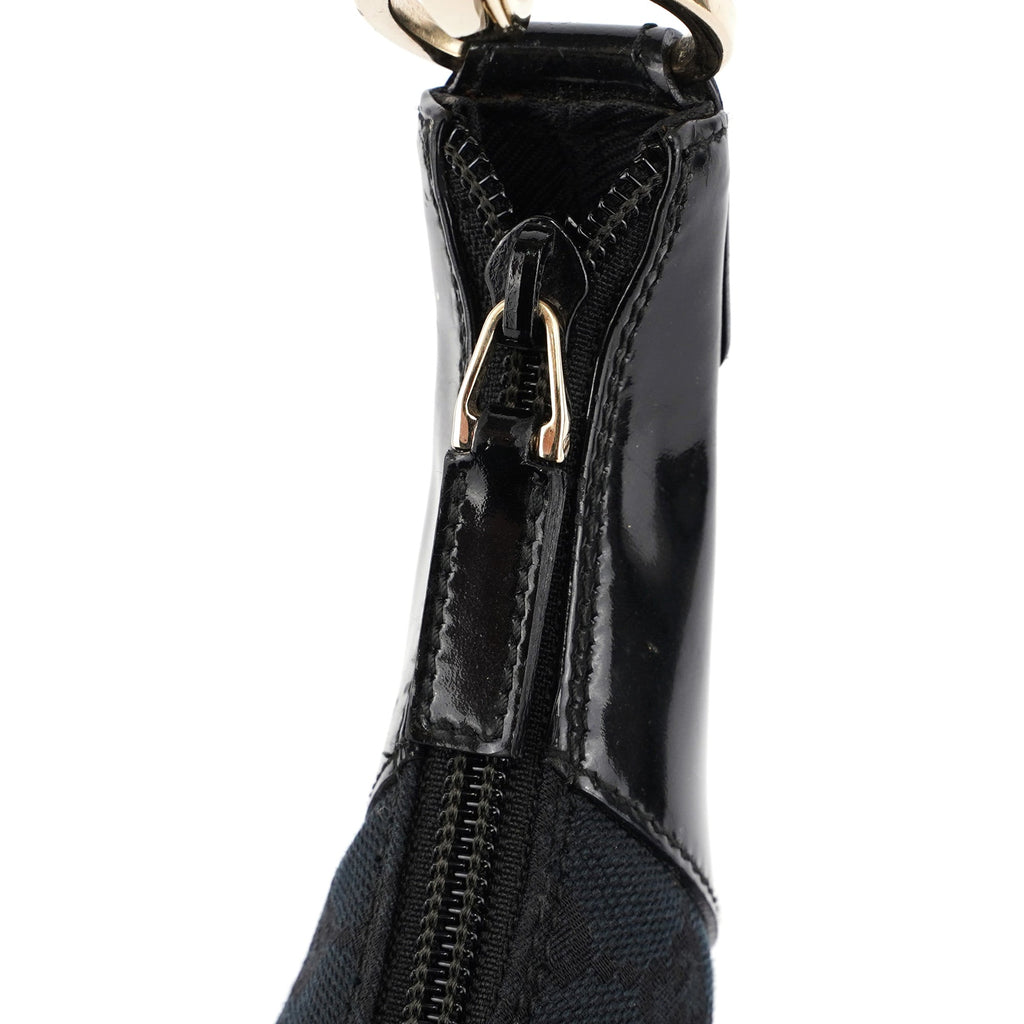 001 4158 Black GG Patent Shoulder Bag