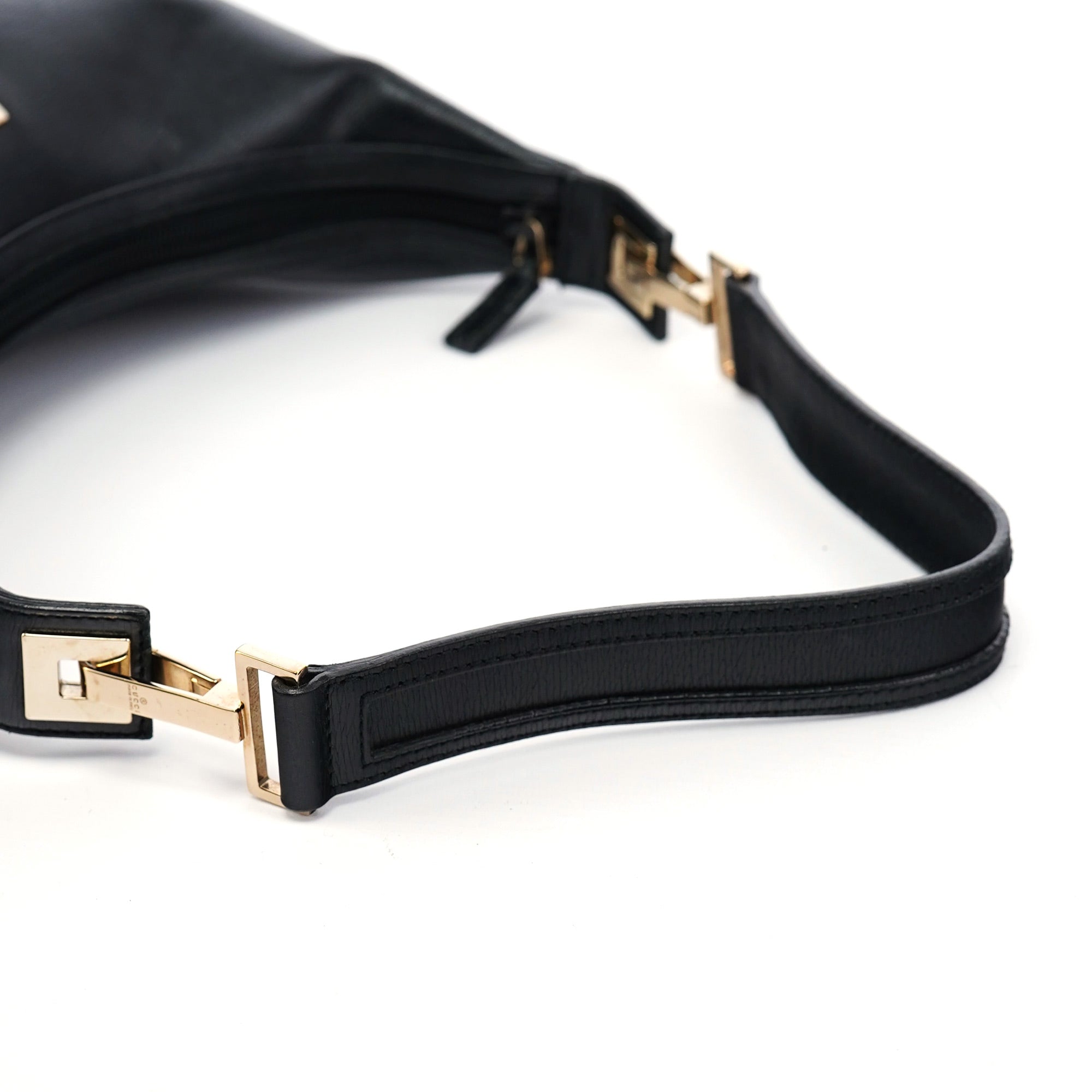 001 4204 Black Leather Hobo Shoulder Bag