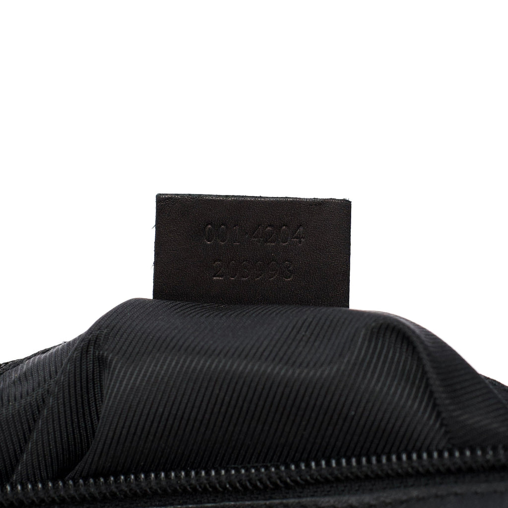 001 4204 Grey GG Shoulder Bag