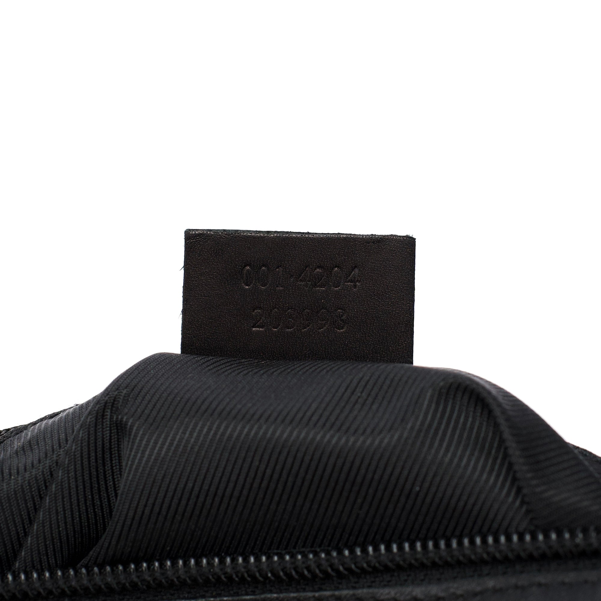 001 4204 Grey GG Shoulder Bag