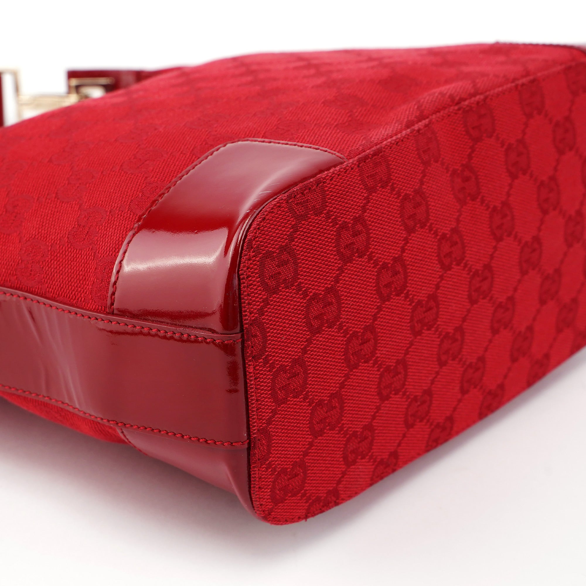 001 4204 Red GG Patent Leather Shoulder Bag