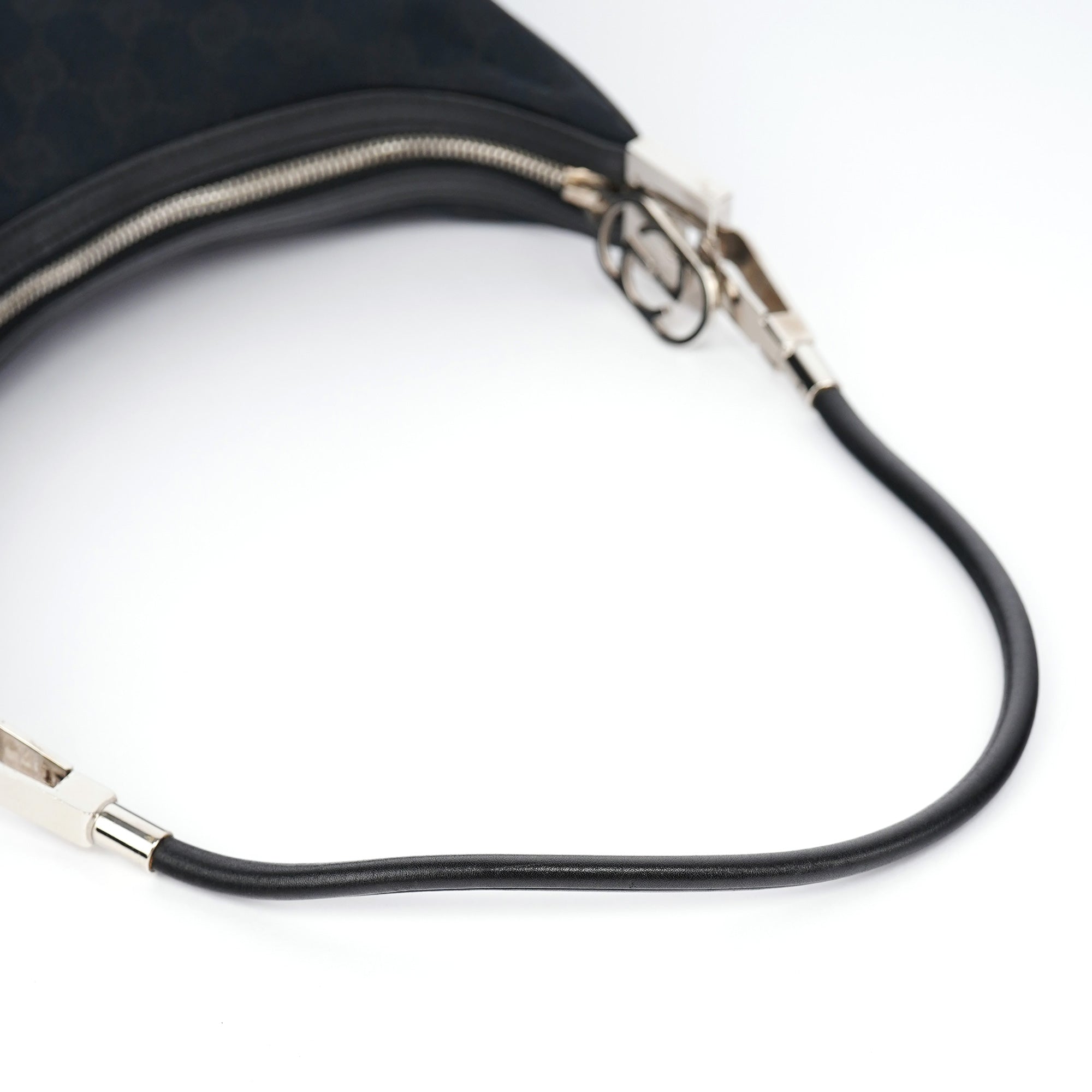 001 4205 Black GG Shoulder Bag