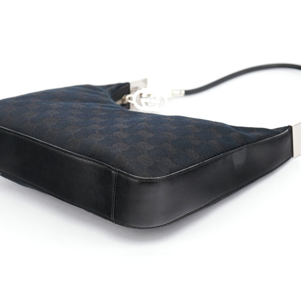 001 4205 Black GG Shoulder Bag