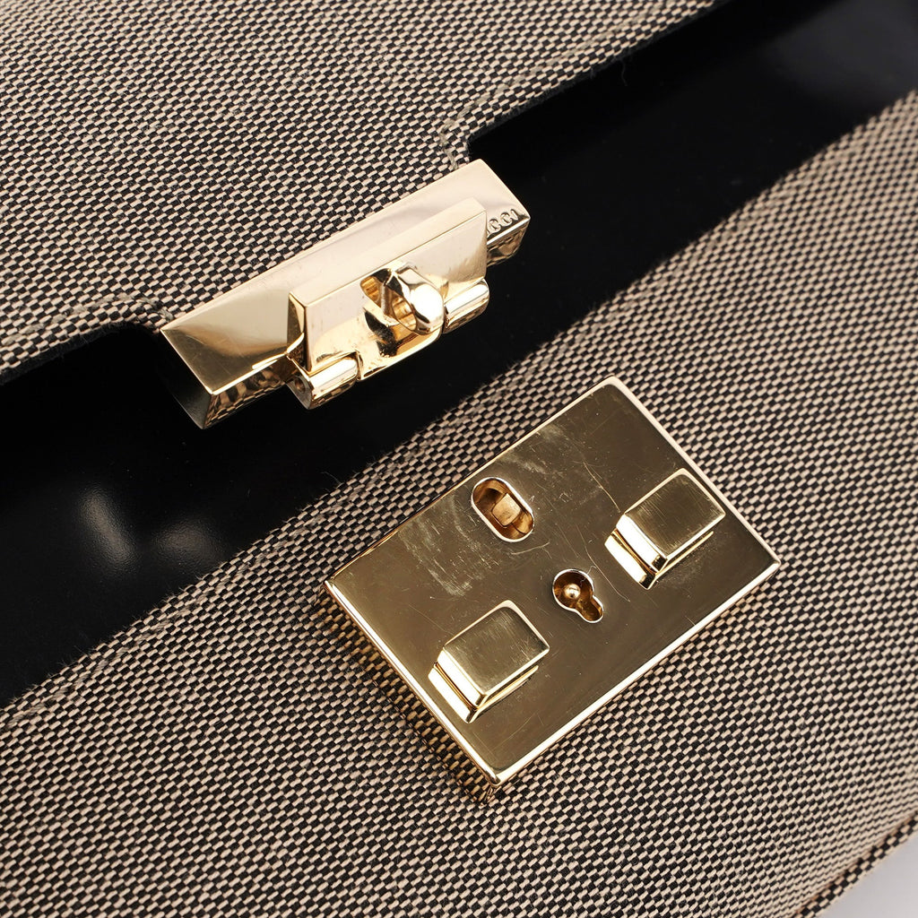 001 4214 Beige Canvas Keylock Shoulder Bag