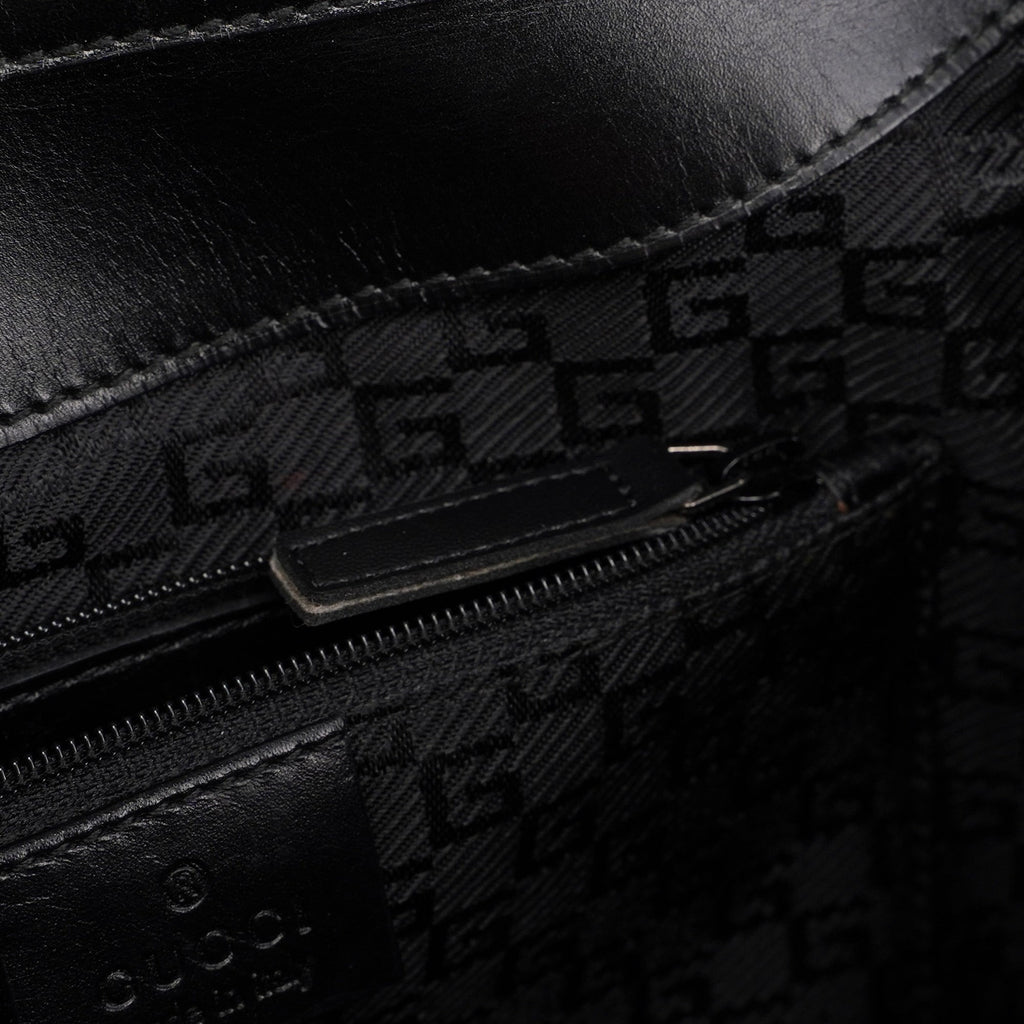 001 4225 Black Calfskin Shoulder Bag