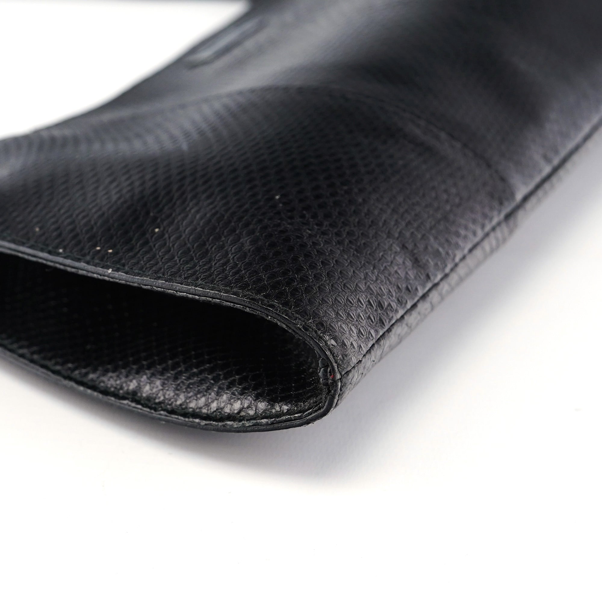 001 4243 Black Lizard Embossed Shoulder Bag
