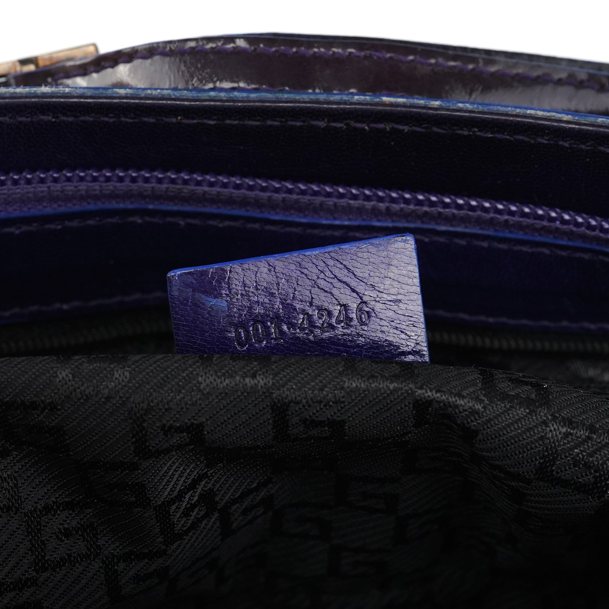 001 4246 Dark Purple Patent Leather Mini bag