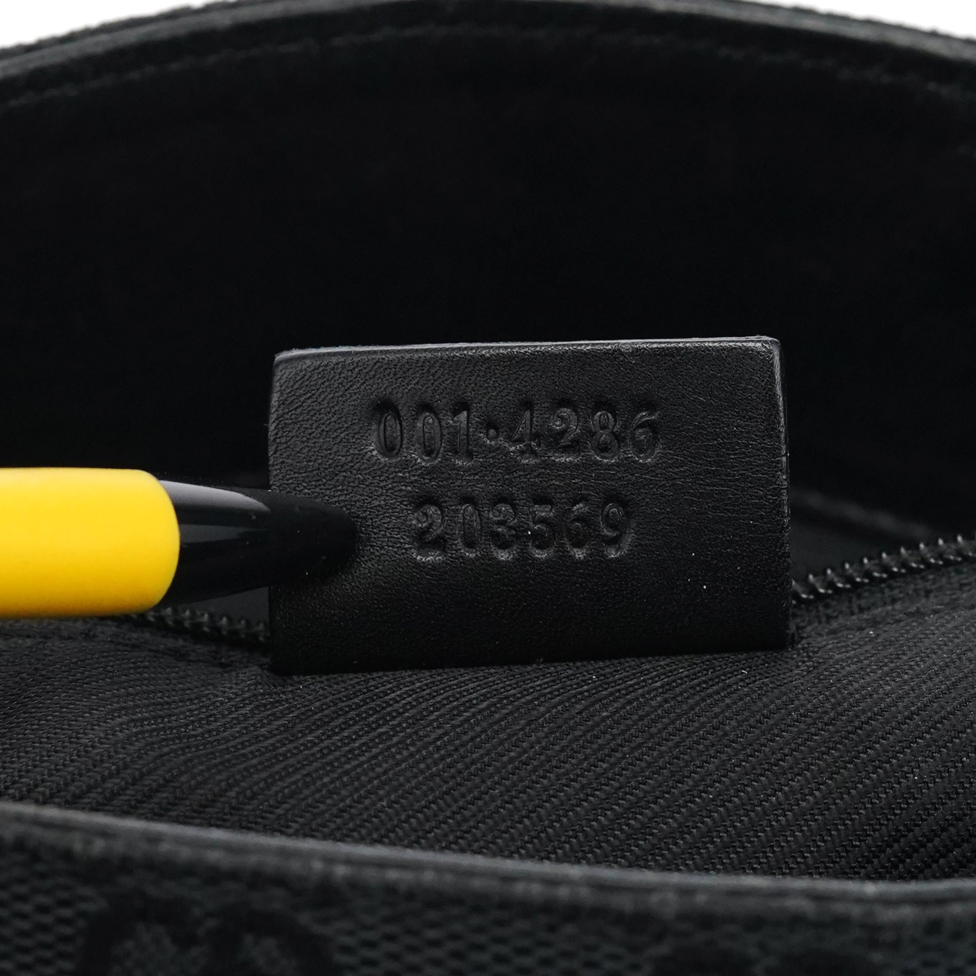 001 4286 Black GG Bucket Shoulder Bag