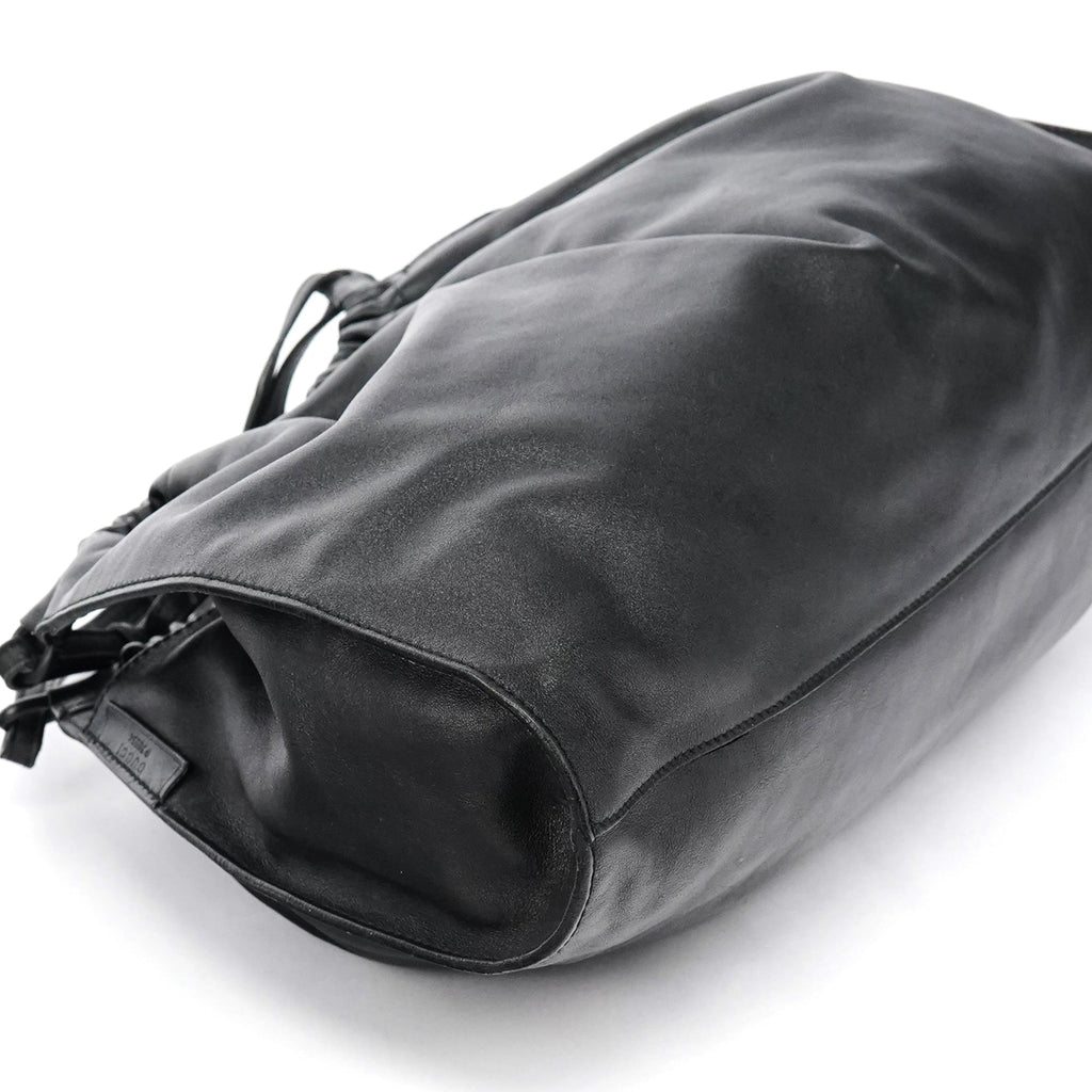 001 4335 Black Calfskin Ruched Handbag