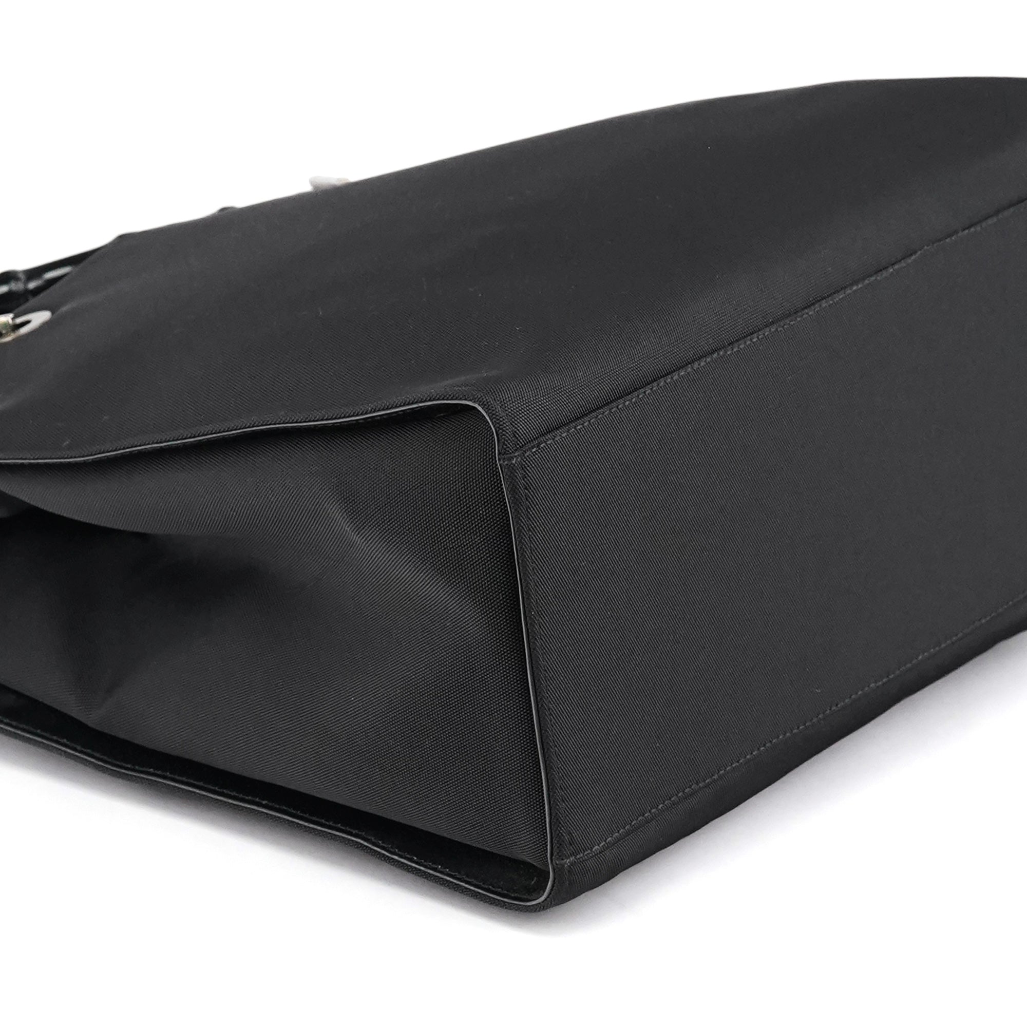 002 1010 Black Canvas Bamboo Tote Bag