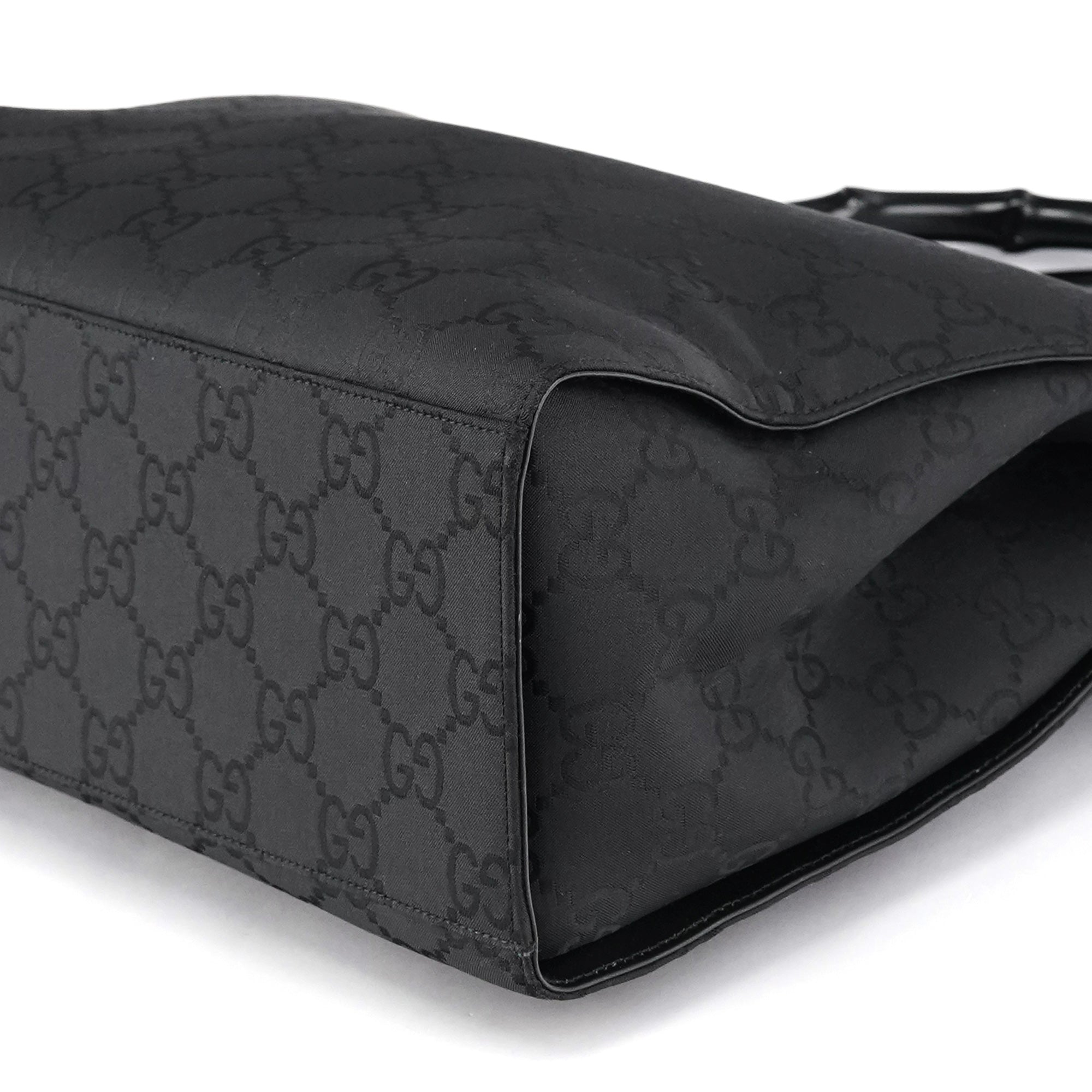 002 1010 Black GG Bamboo Tote Bag