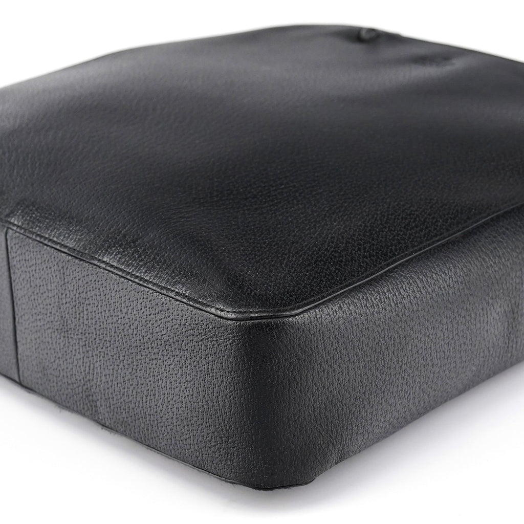 002 1059 Black Leather Bamboo Tote Bag