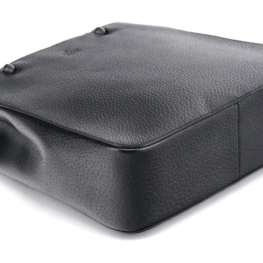 002 1061 Black Leather Bamboo Tote Bag