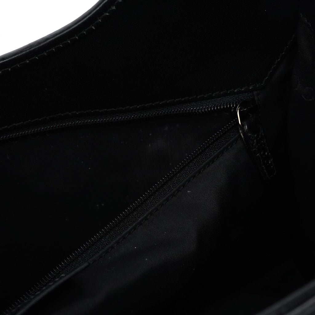002 1067 Black GG Jackie Shoulder Bag