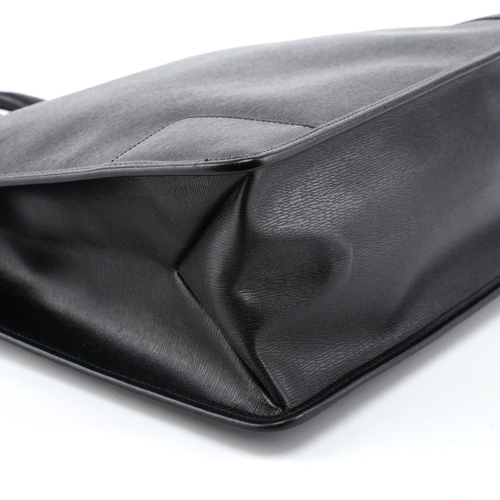 002 1091 Black Leather Tote Bag