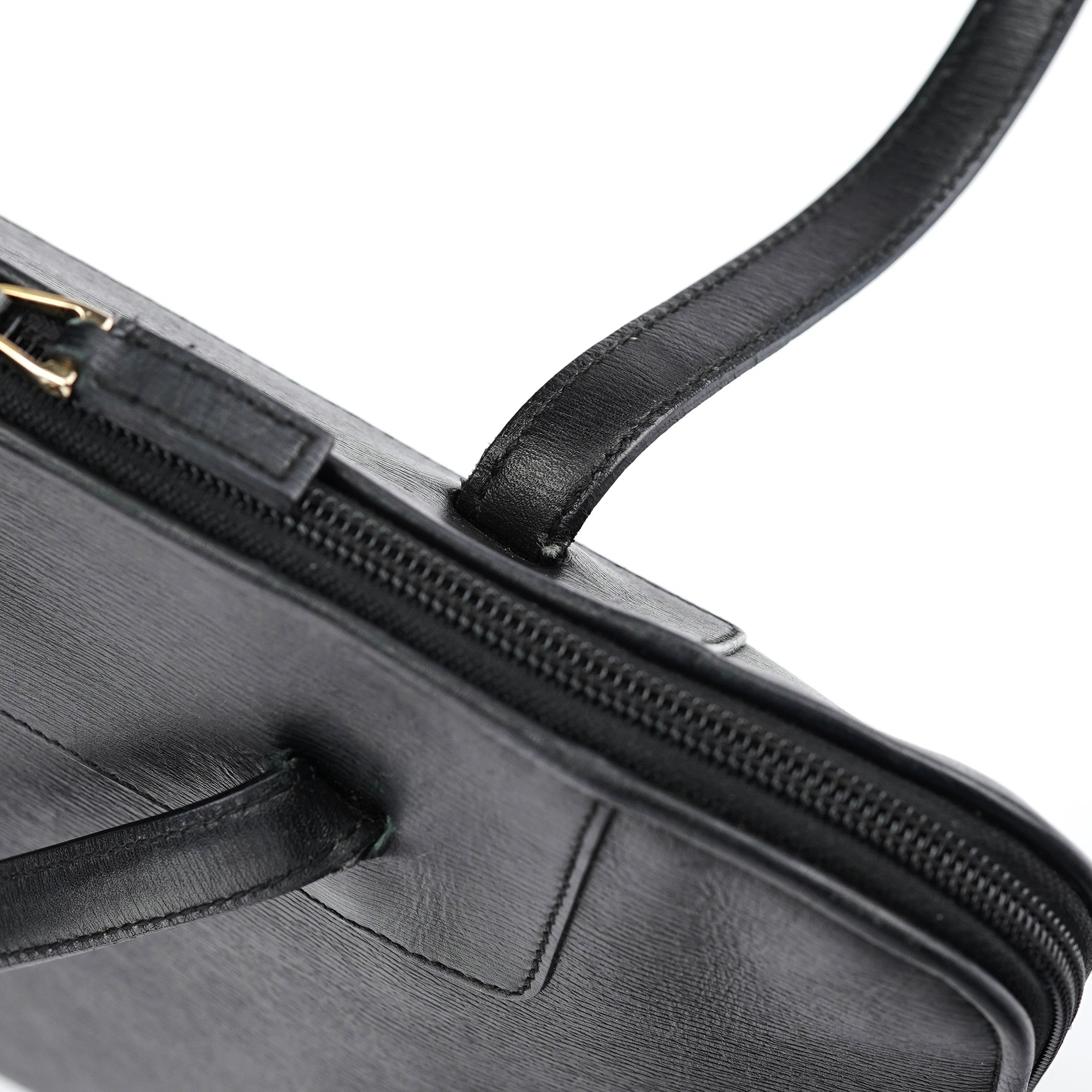 002 1122 Black Leather Tote Bag