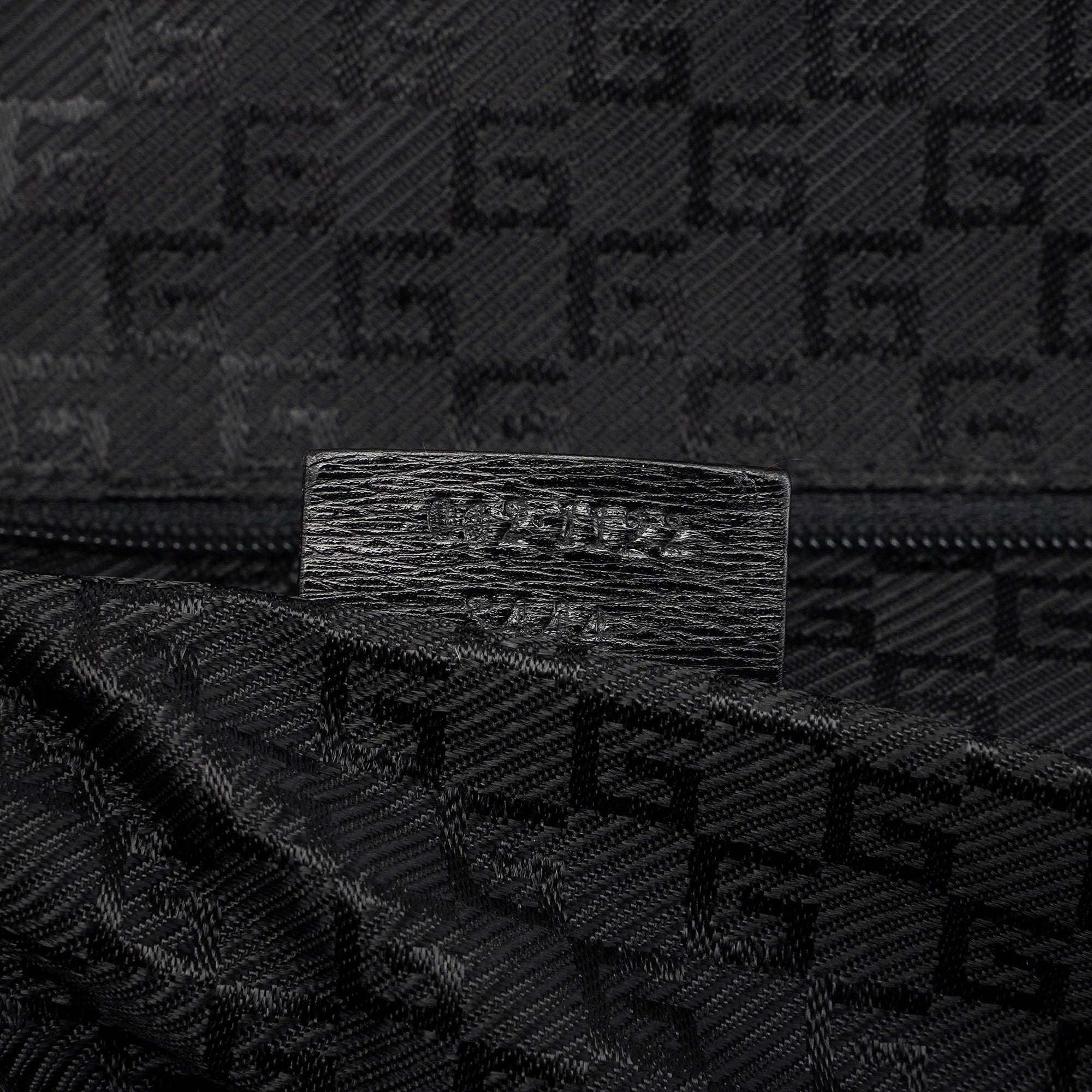 002 1122 Black Leather Tote Bag